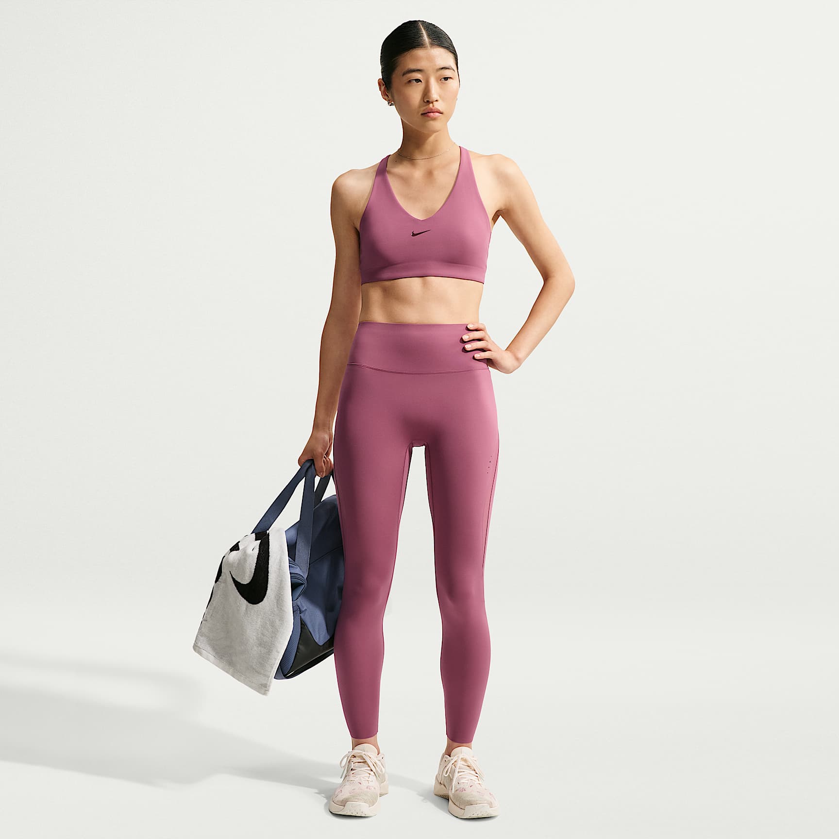 Leggings de malla de tiro alto de 7/8 para mujer Nike Universa