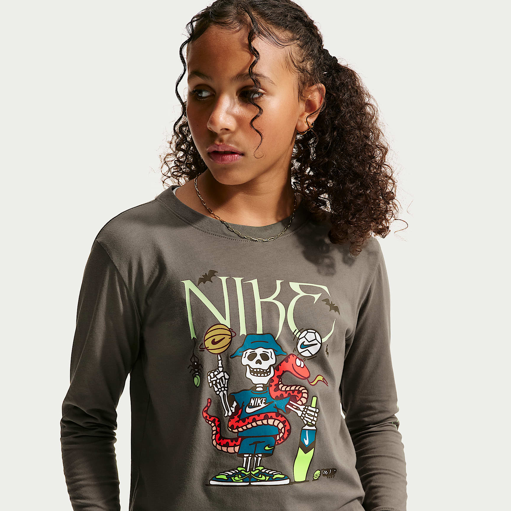 Nike Sportswear Big Kids' Long-Sleeve T-Shirt