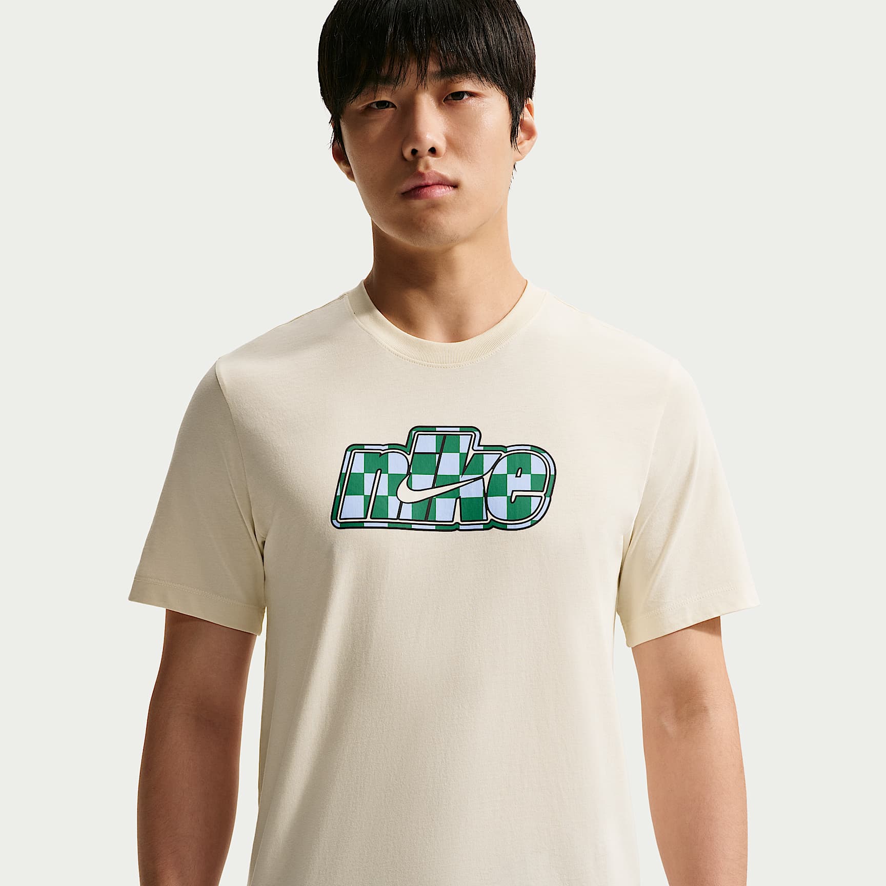 나이키 스포츠웨어 티셔츠