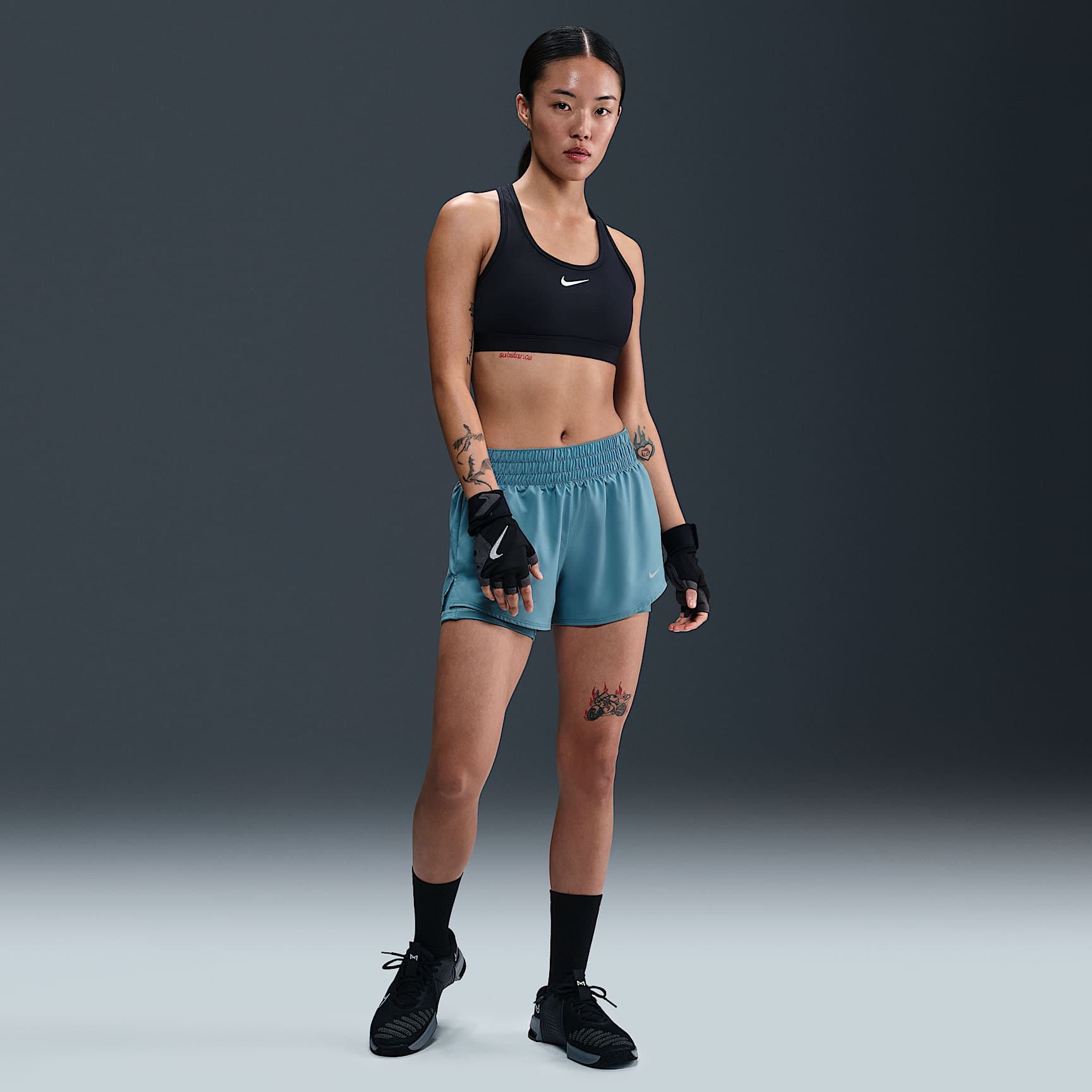 Nike Dri-FIT One Women's Mid-rise 8cm (approx.) 2-in-1 Shorts