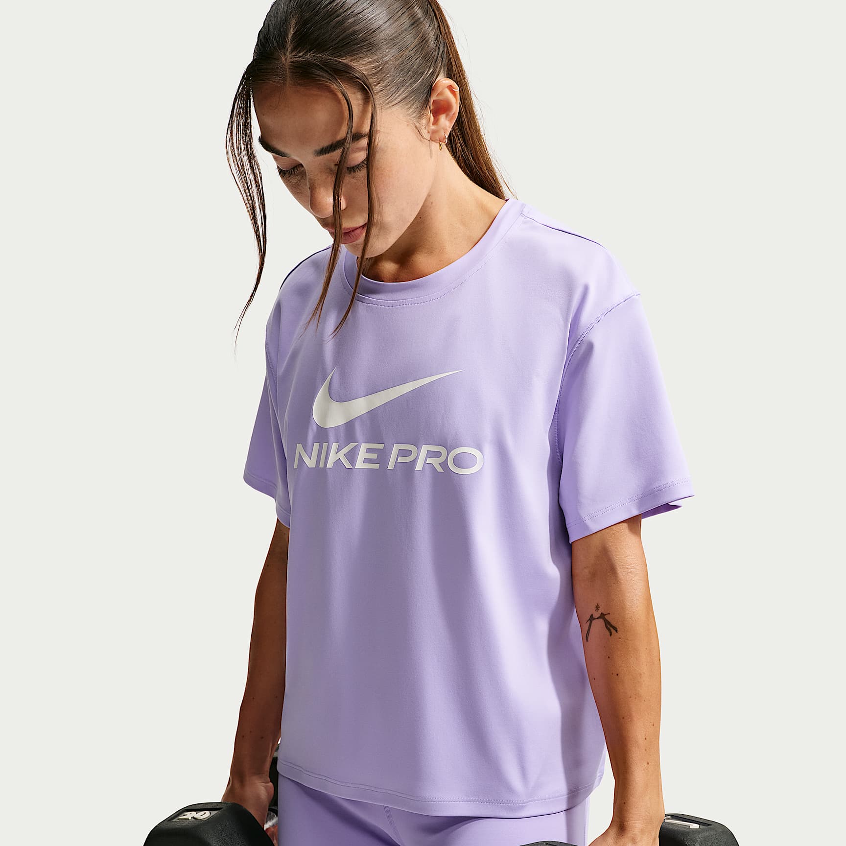 Nike Pro T-skjorte med ledig passform til dame