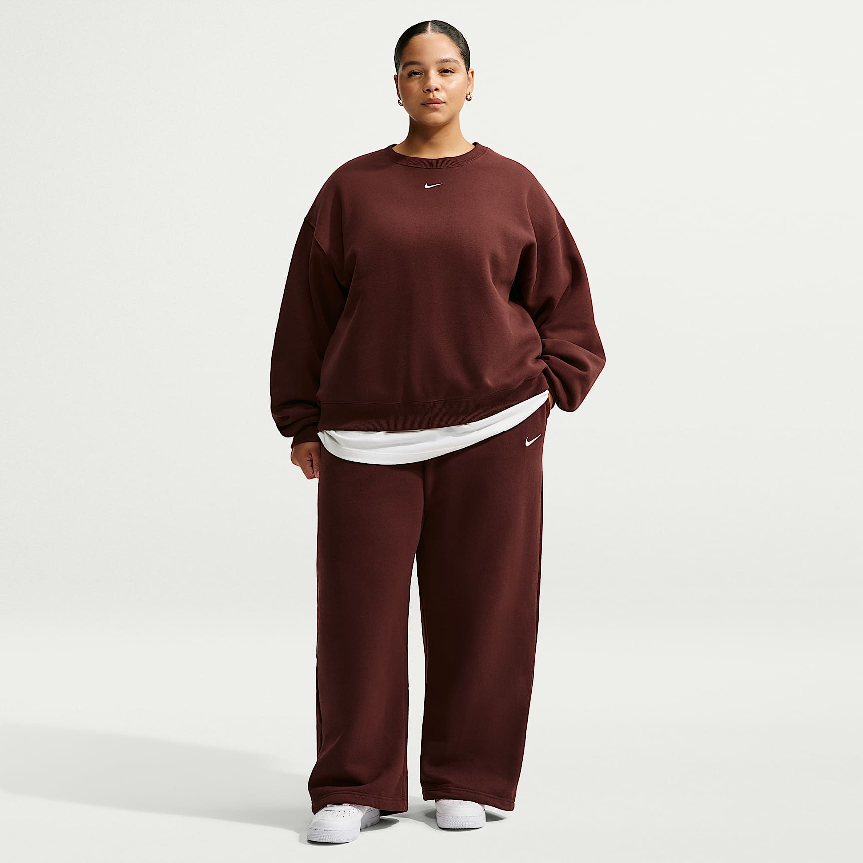 Pants de tiro medio y pierna amplia para mujer Nike Studio Fleece Medium Weight