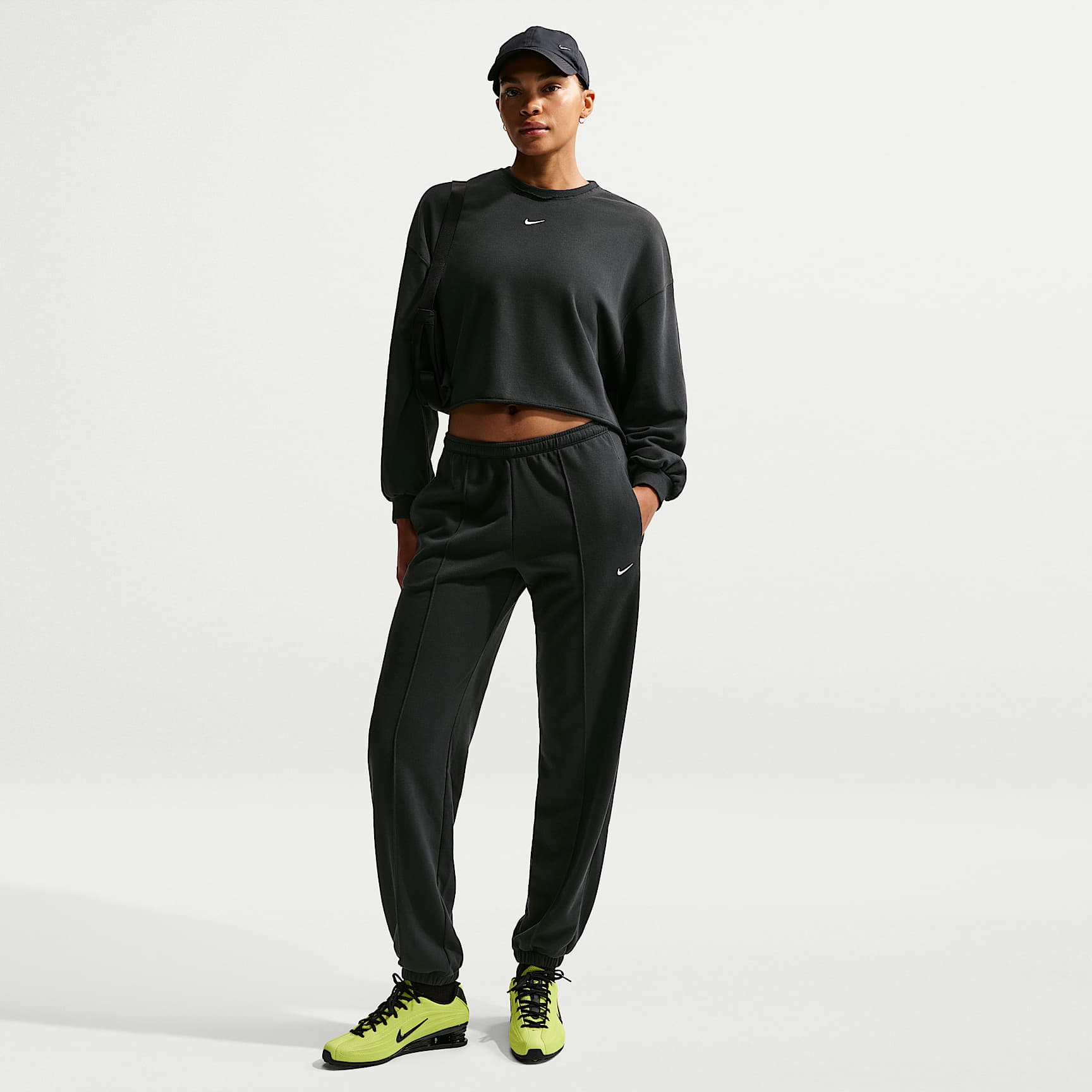 Joggers de French Terry de tiro medio para mujer Nike Sportswear Chill Terry