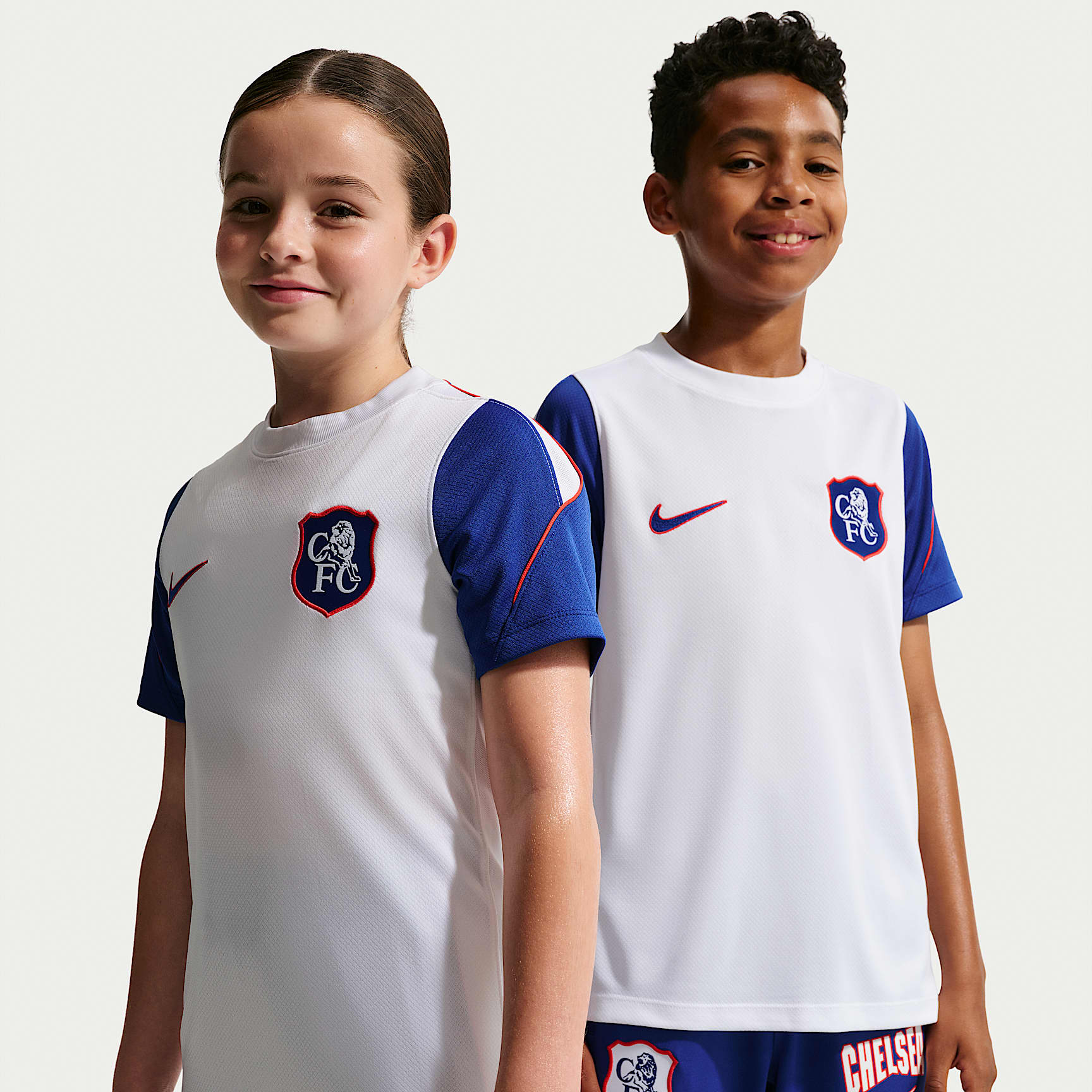 Haut de foot à manches courtes Nike Football Dri-FIT Chelsea FC Strike 3e tenue pour ado
