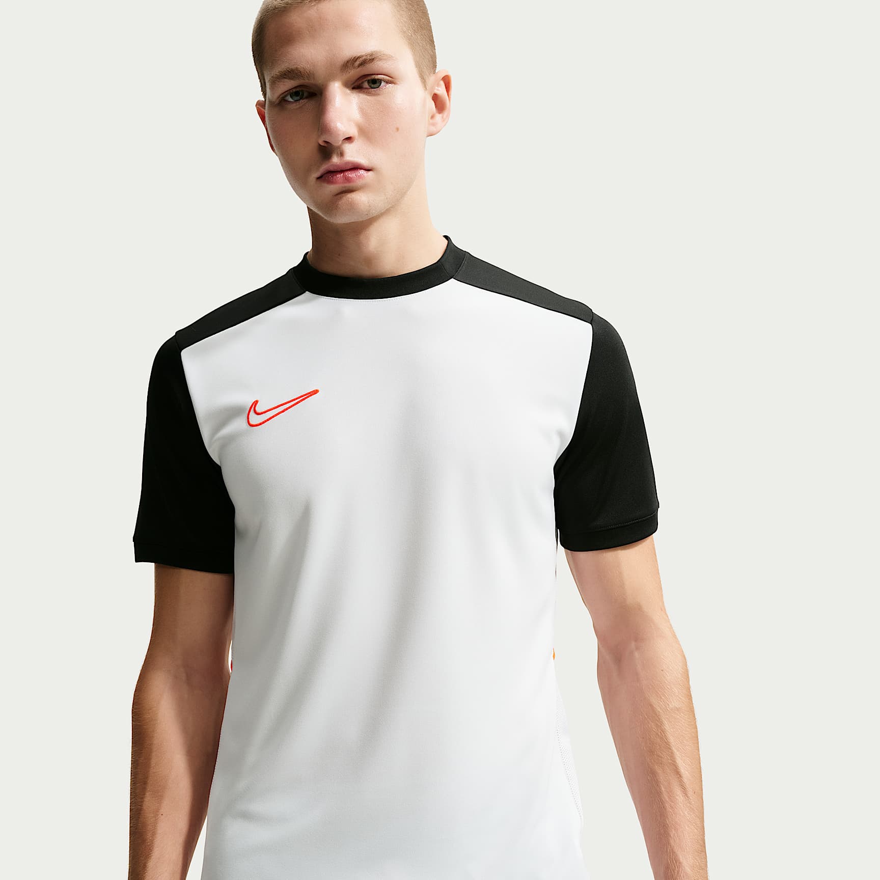 Nike Academy Men's Dri-FIT Short-Sleeve Soccer Top