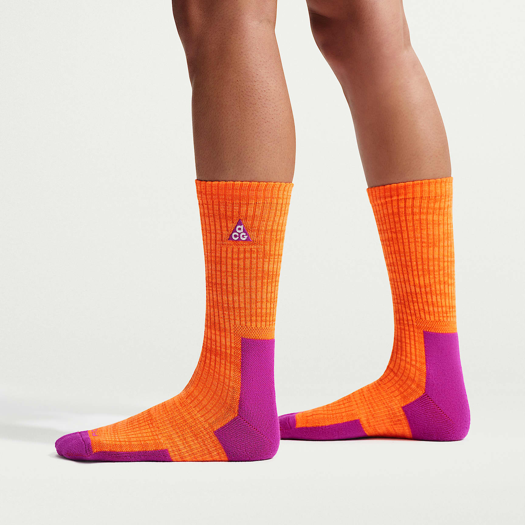 ナイキ ACG エブリデイ クッションド クルー ソックス (1足)