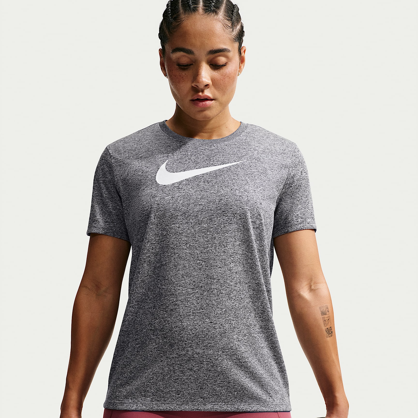 Playera con gráfico Dri-FIT para mujer Nike