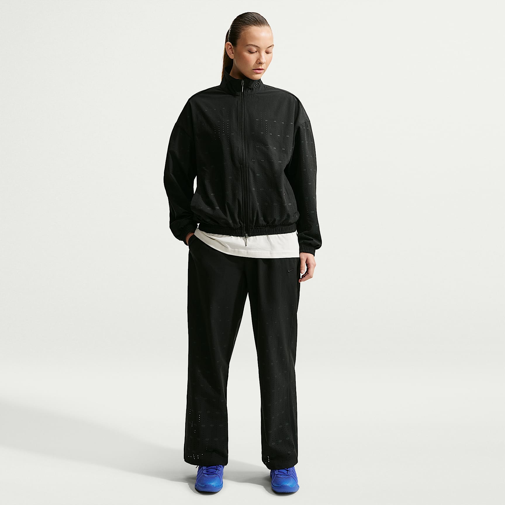 Caitlin Standard Issue Women’s Dri-FIT Game Woven Basketball Pants