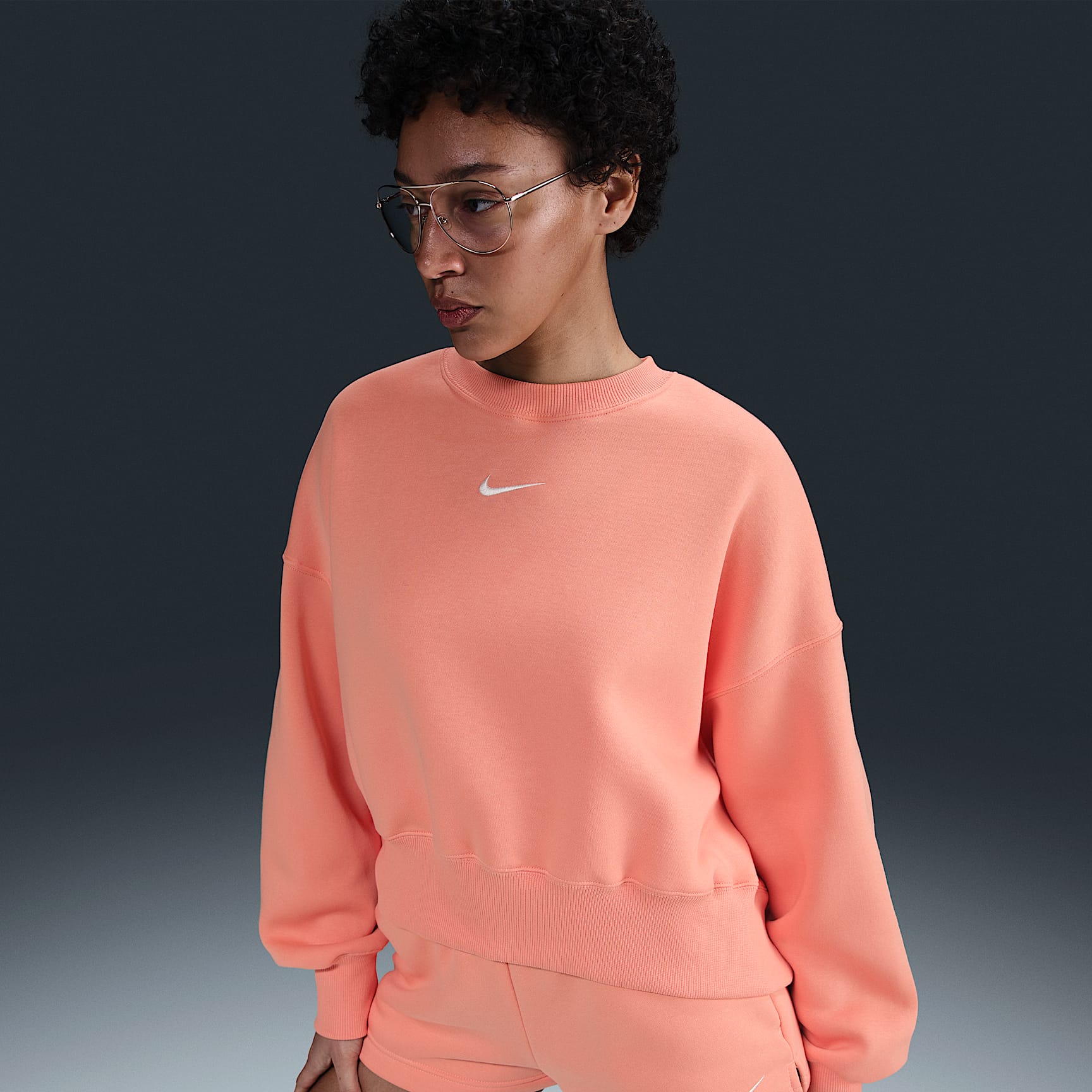 Sudadera sin cierre de cuello redondo extra oversized para mujer Nike Sportswear Phoenix Fleece