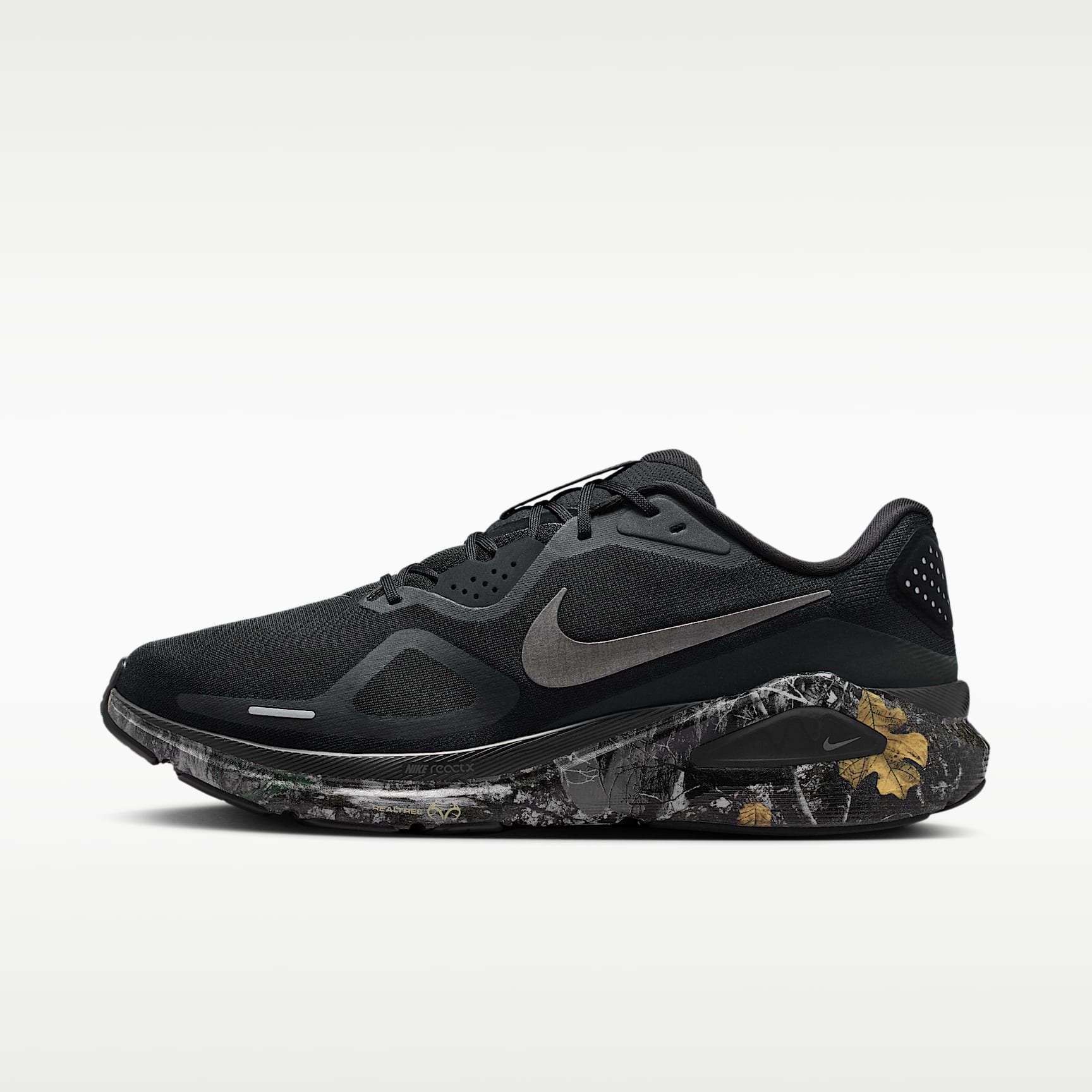 Tenis de correr en pavimento Realtree® para hombre Nike Structure 26