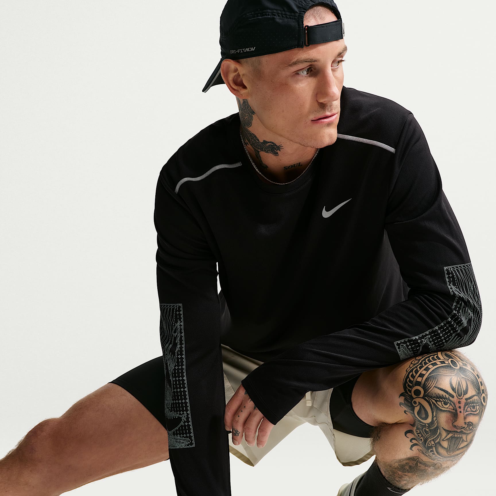 Nike Miler Dri-FIT wintertaugliches Lauf-Longsleeve mit UV-Schutz (Herren)