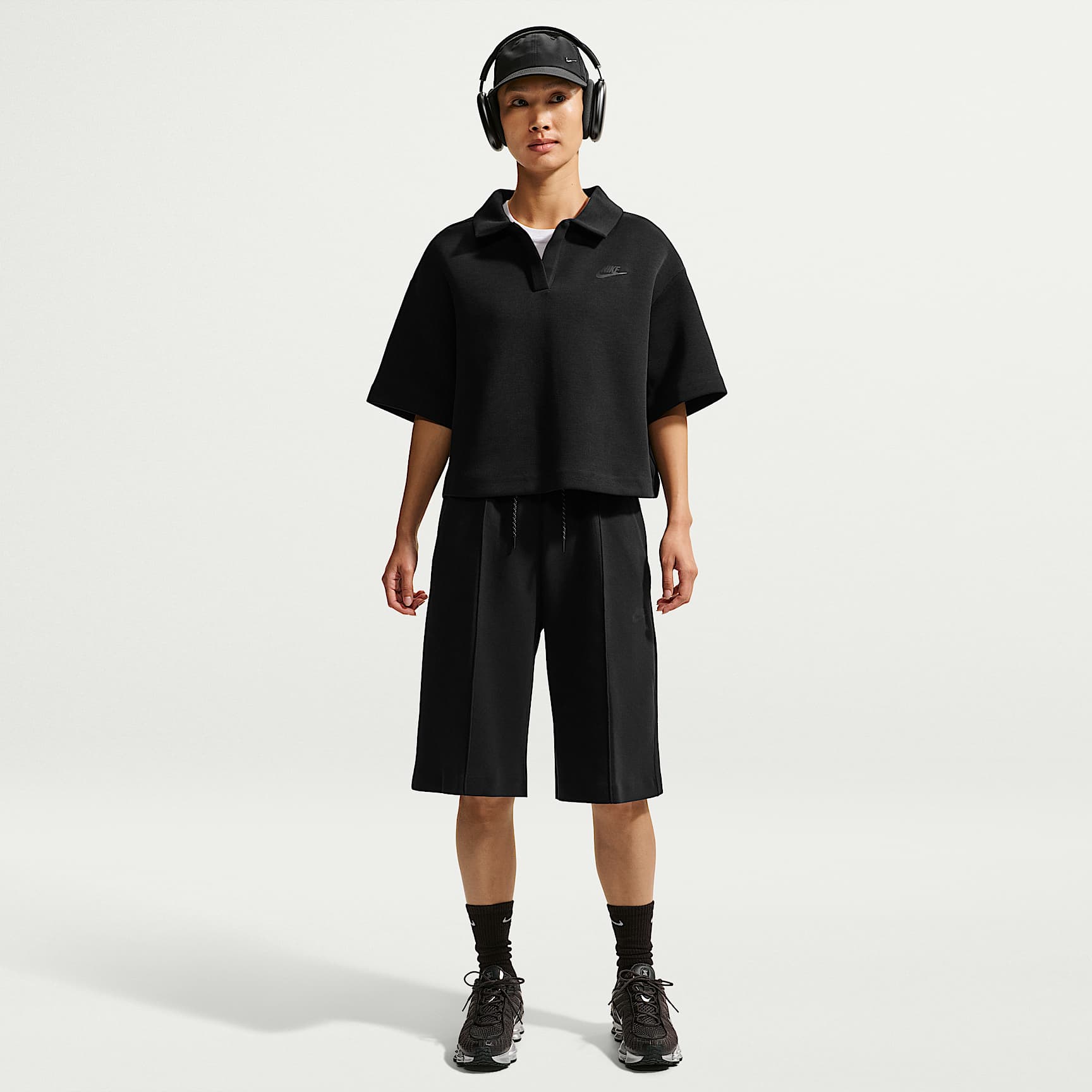 Nike Sportswear Tech Fleece Women's Loose Shorts