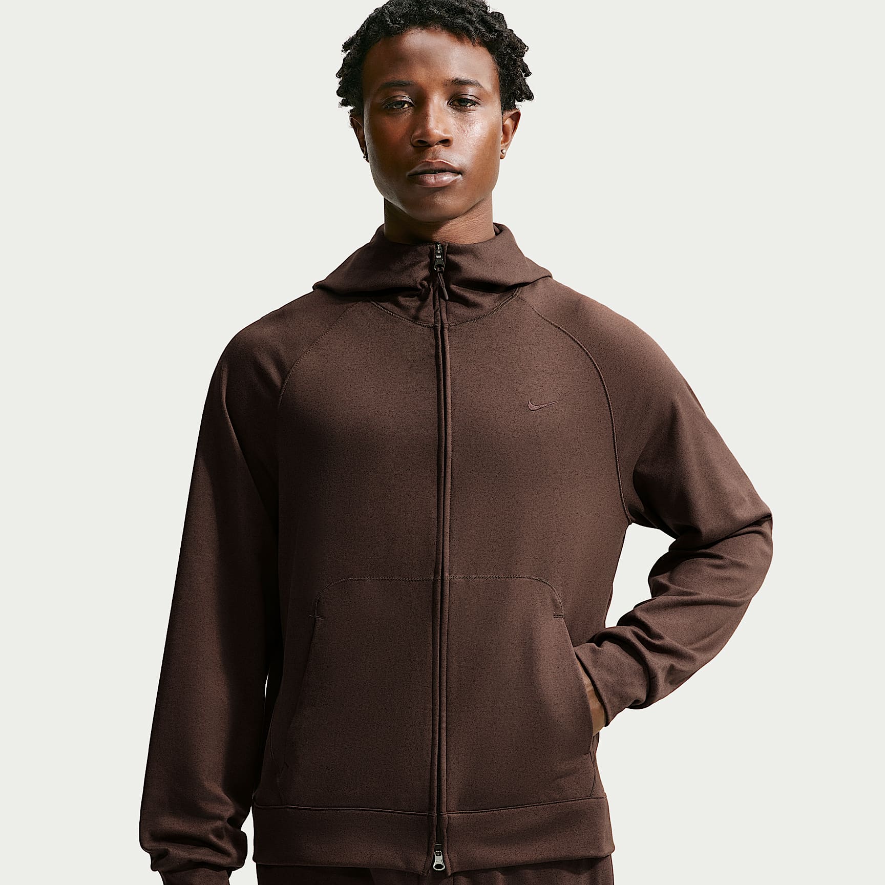 Nike Primary NanoKnit Dri-FIT Performance-hættetrøje med UV-beskyttelse og lynlås i fuld længde til mænd