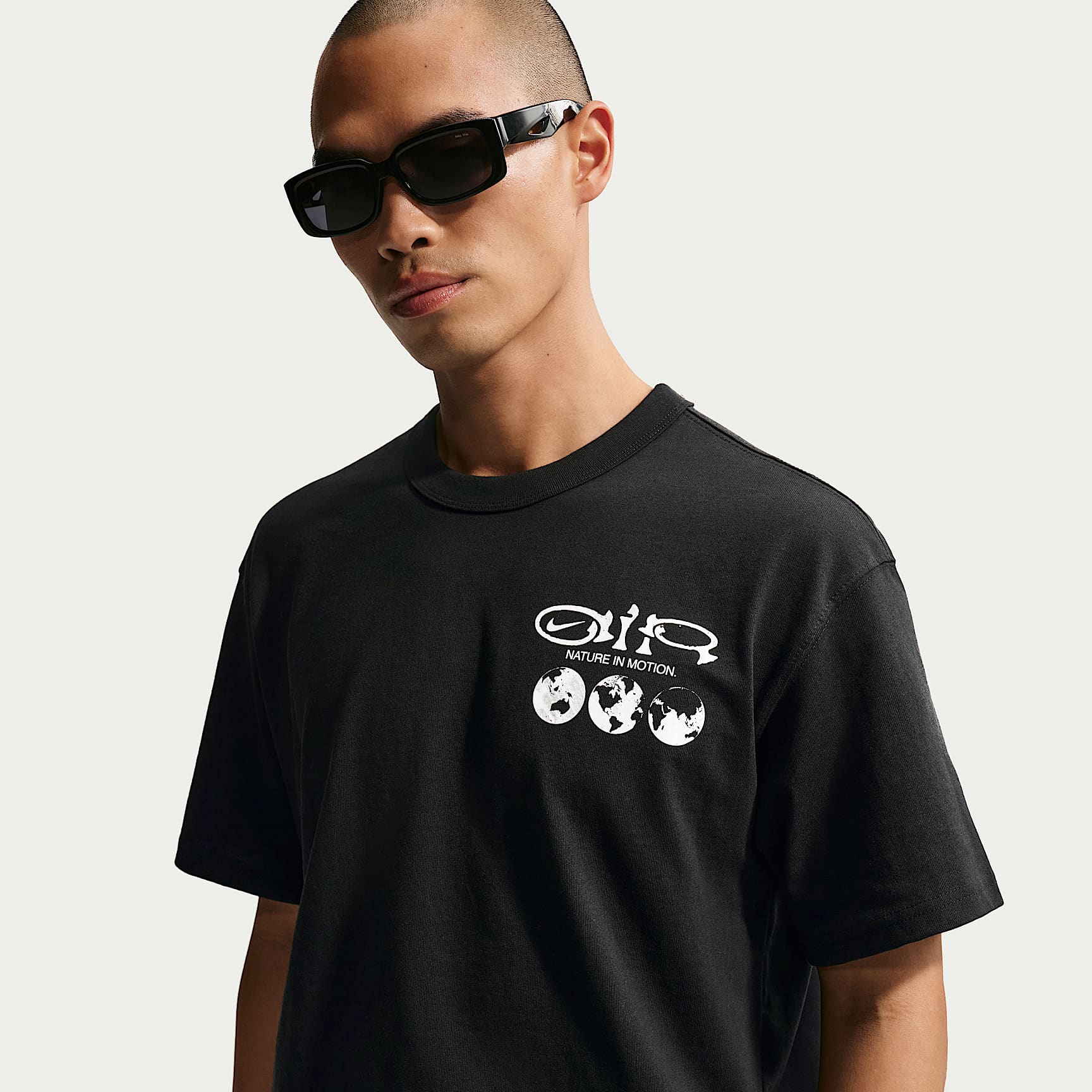 나이키 스포츠웨어 프리미엄 에센셜 티셔츠