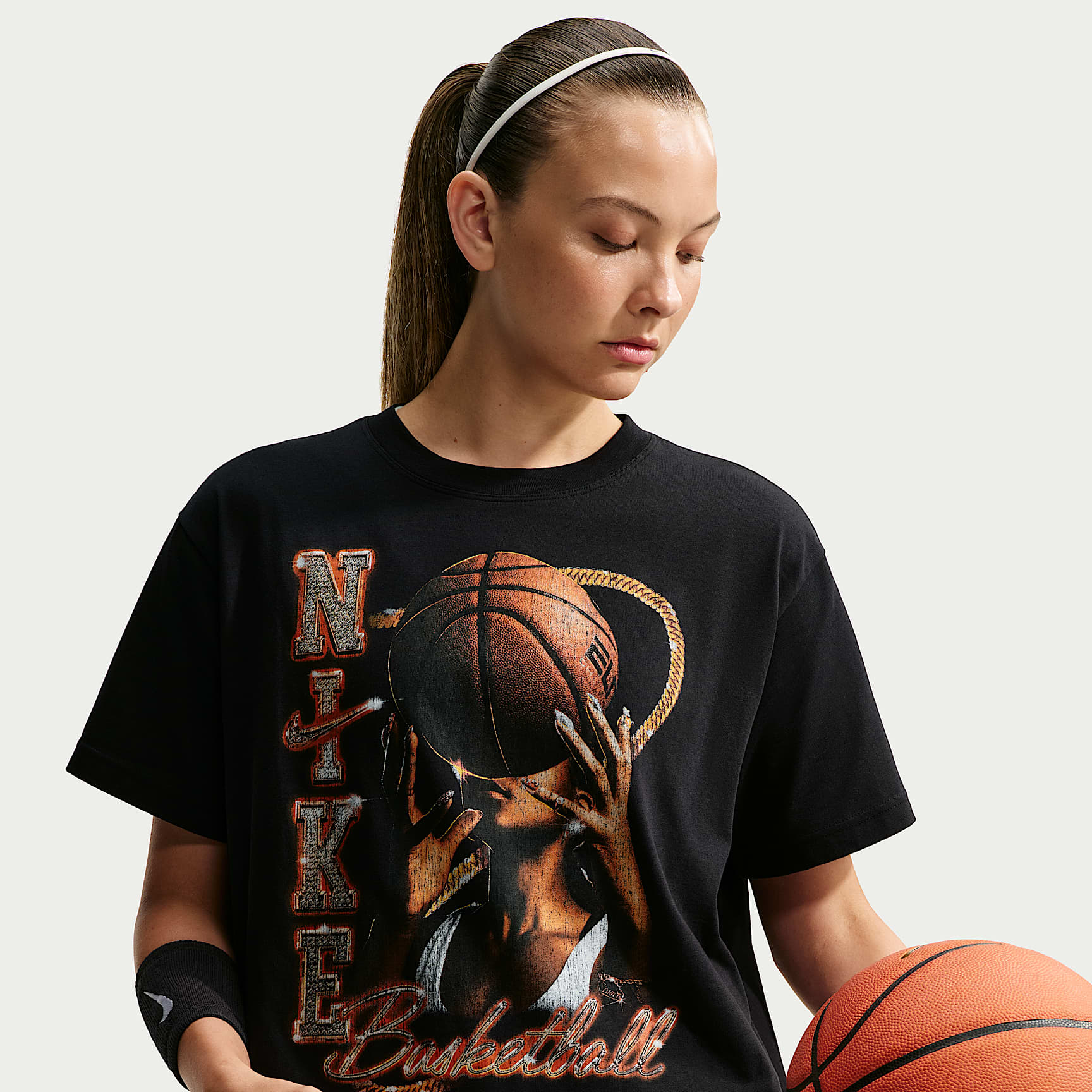 Playera de básquetbol para mujer Nike Classic