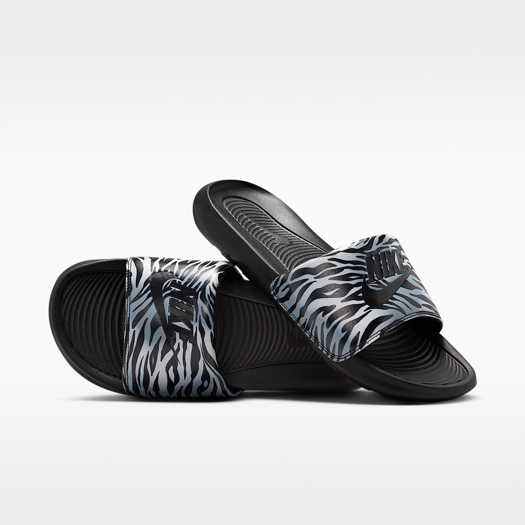 Claquette imprimée Nike Victori One pour femme