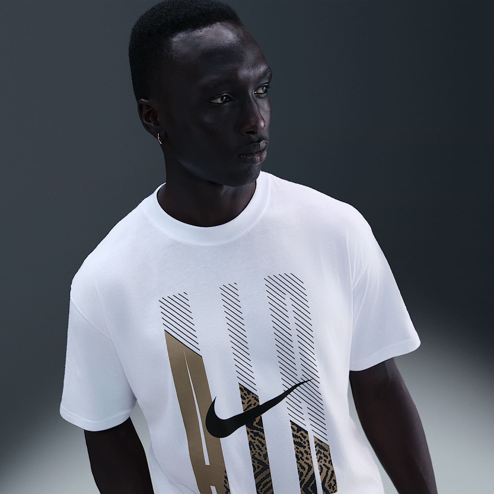 Nike Sportswear Men's Max90 T-Shirt