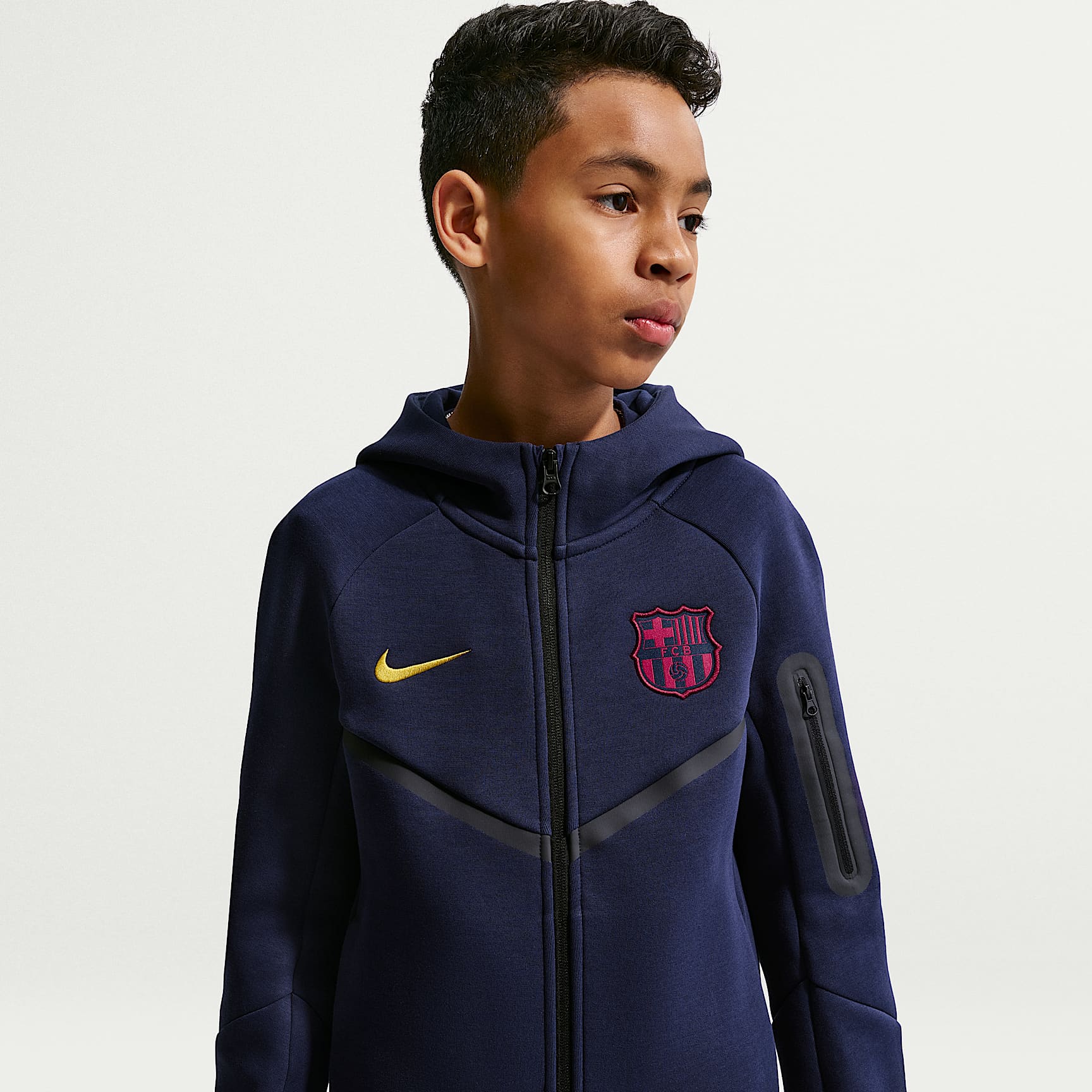 FC Barcelona Tech Fleece Big Kids' (Boys') Nike Soccer Full-Zip Hoodie