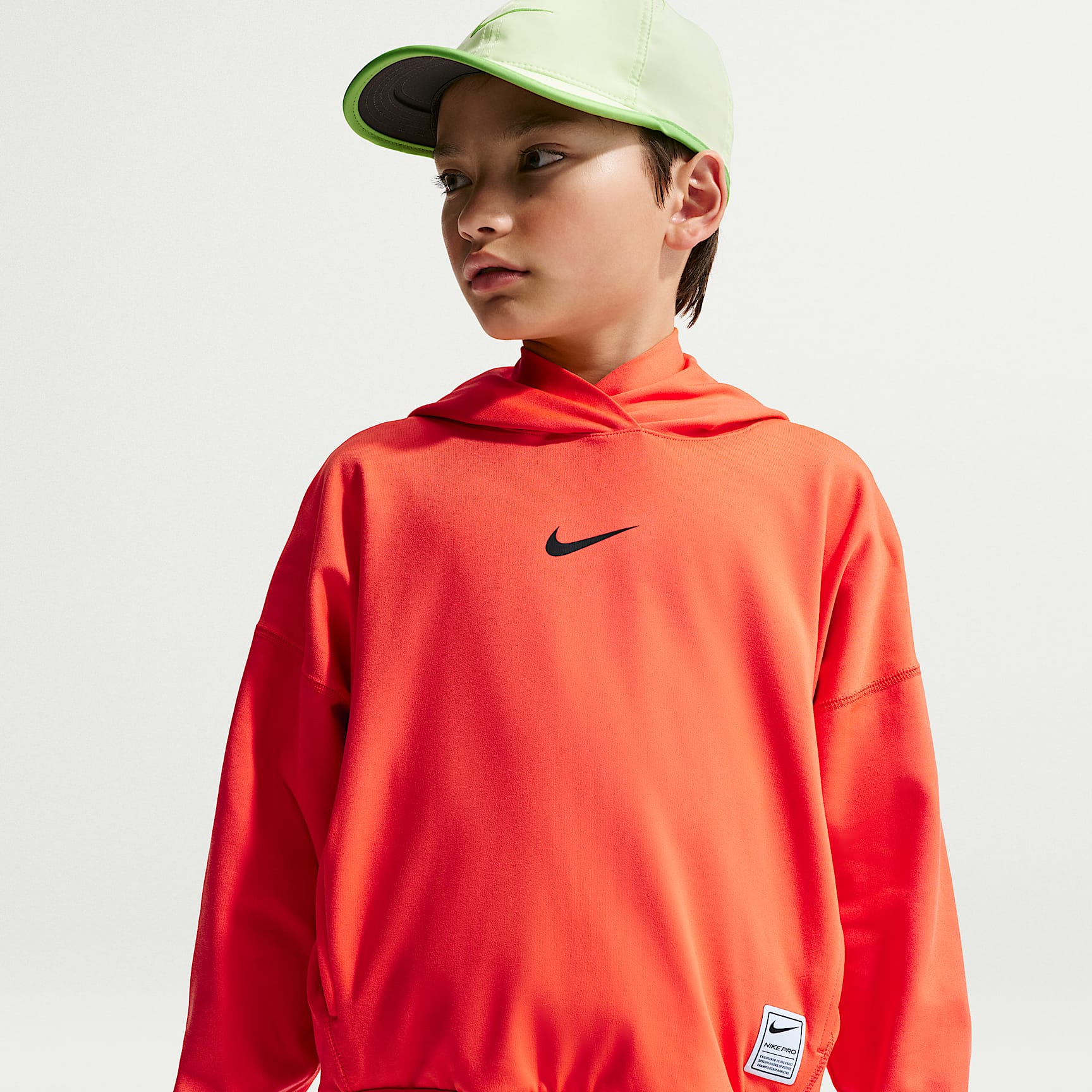 Sudadera con gorro sin cierre Nike Pro Dri-FIT de tejido Fleece para niños talla grande