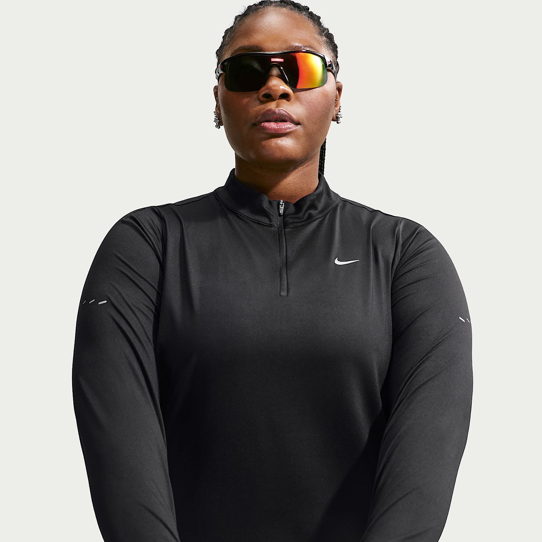 Nike Swift Dri-FIT UV løpeoverdel med kvart glidelås til dame (Plus Size)