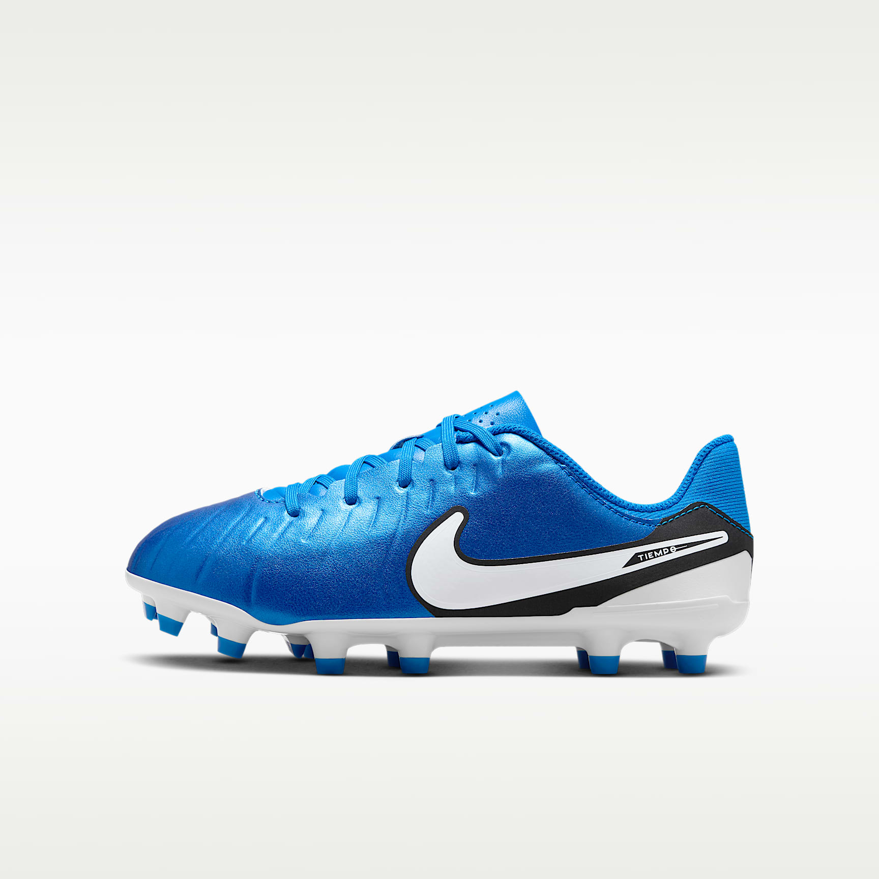 Nike Jr. Tiempo Legend 10 Academy Little/Big Kids' Multi-Ground Low-Top Soccer Cleats
