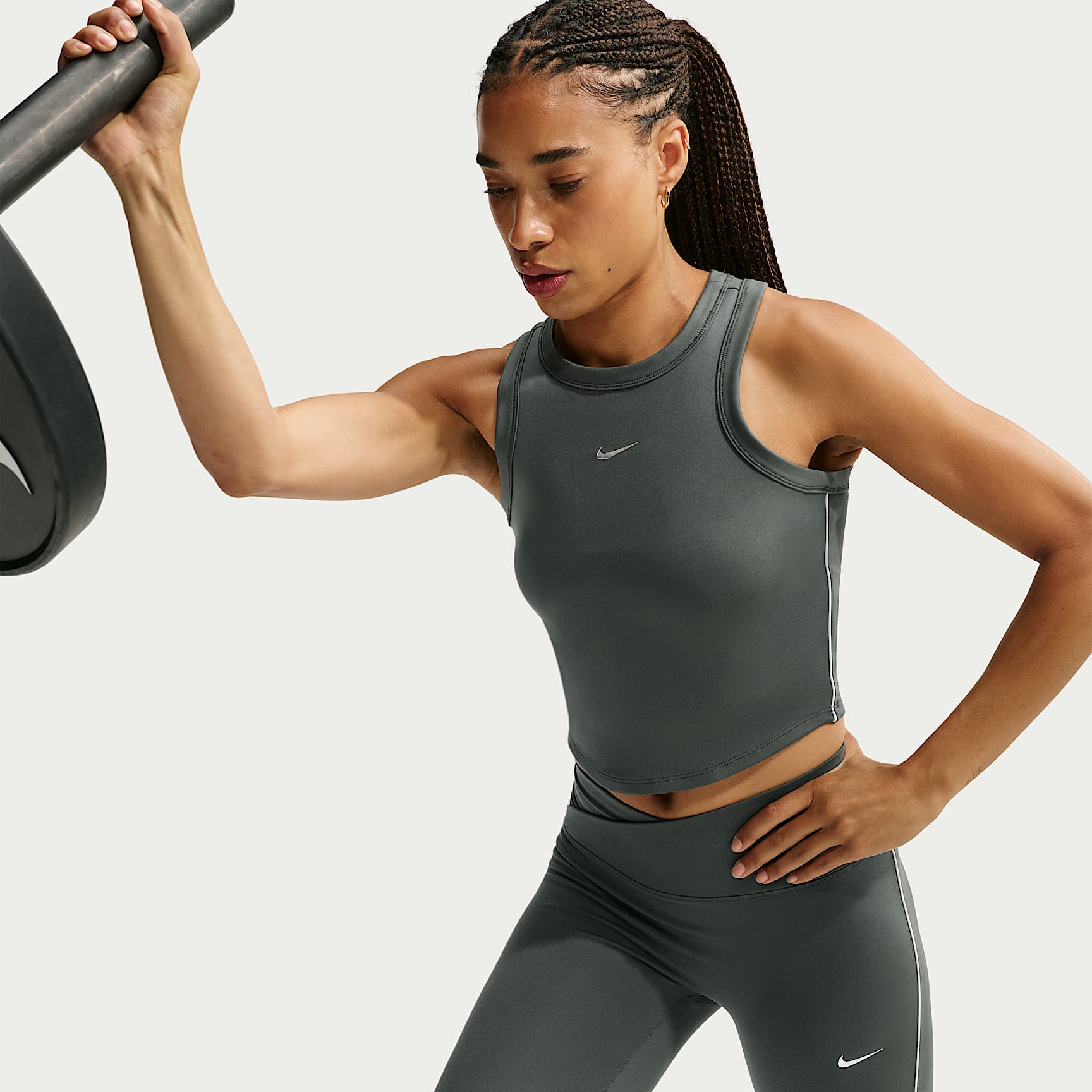 Nike One Fitted Women's Dri-FIT Cropped Tank Top