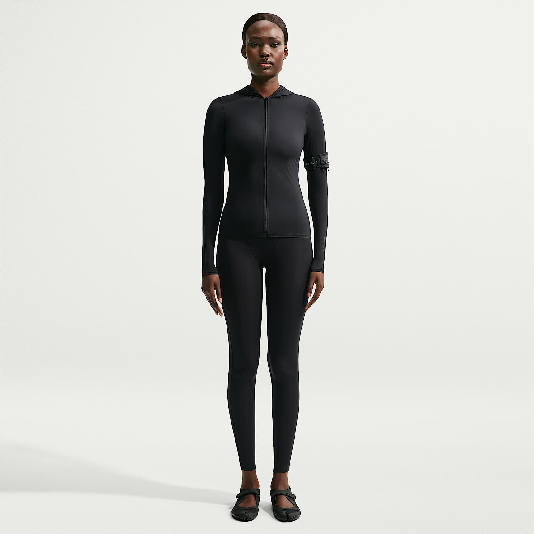 NikeSKIMS Weightless Women's High-Waisted V-Panel Leggings