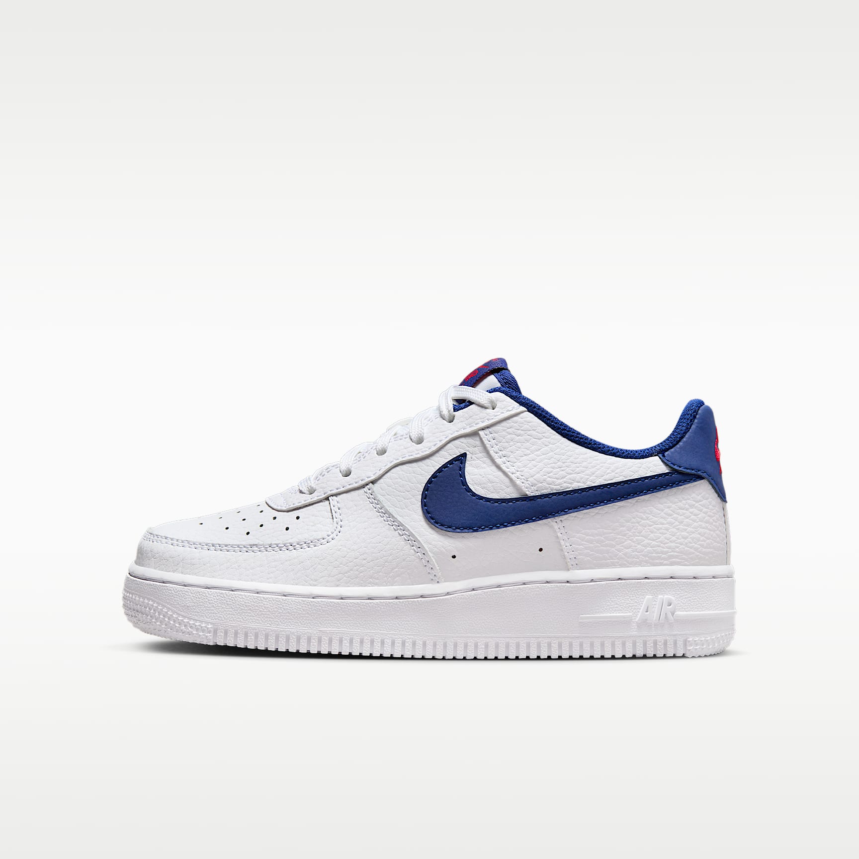 Nike Air Force 1 Older Kids' Shoes