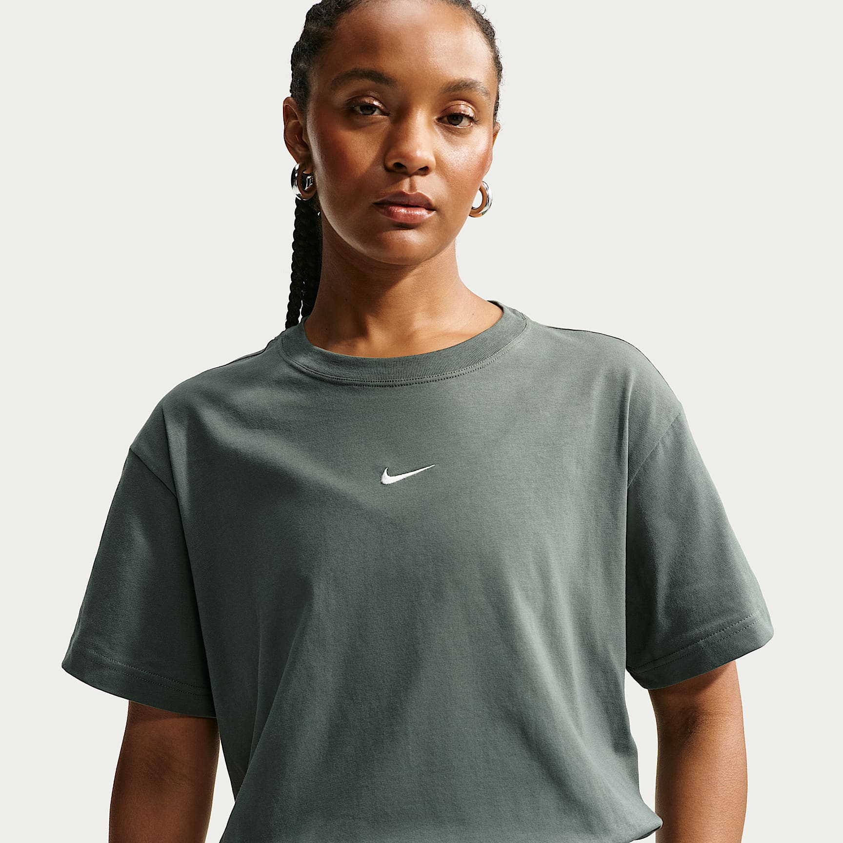 Nike Sportswear Classic Women's Oversized T-Shirt