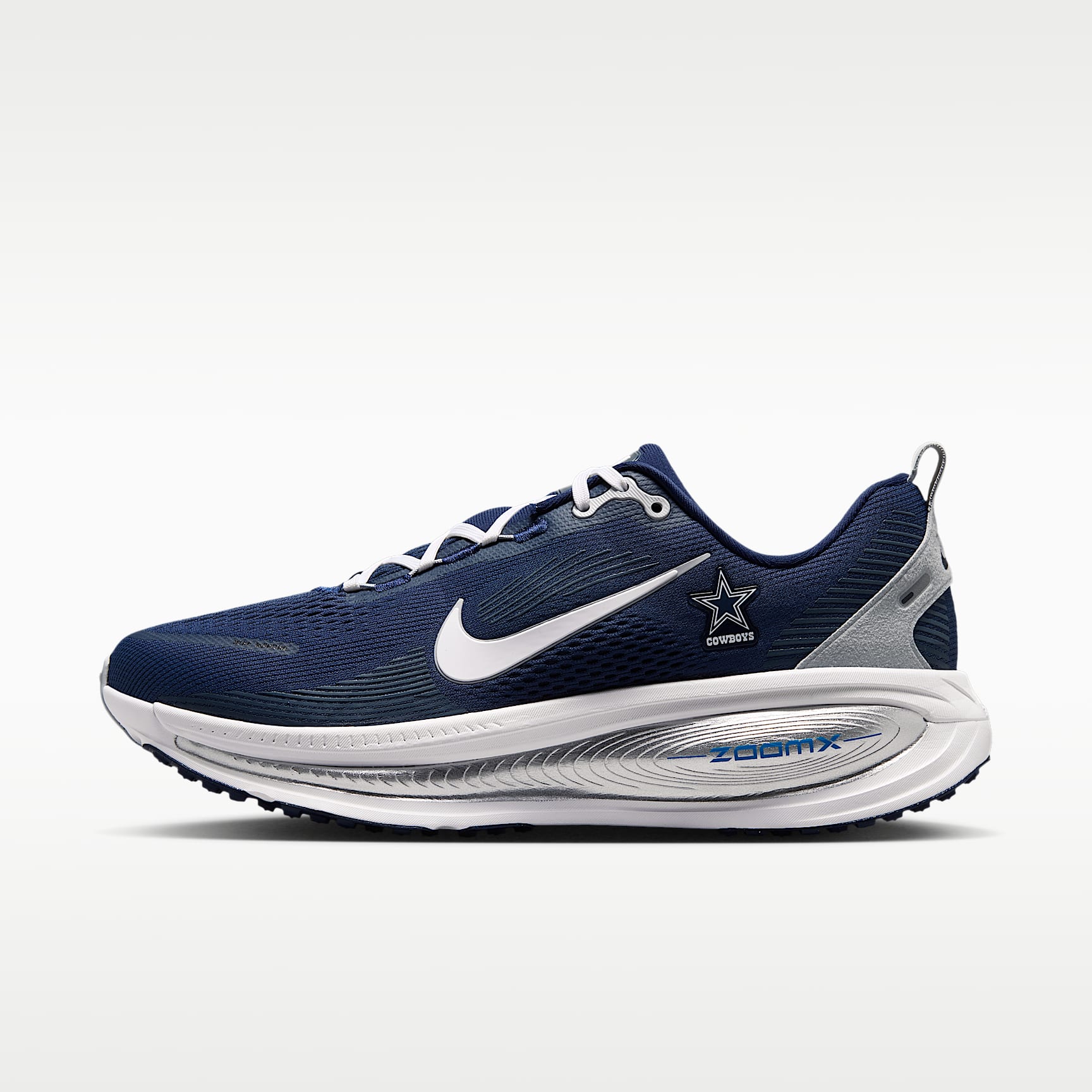 Tenis de correr en pavimento de la NFL para hombre Nike Vomero 18 (Dallas Cowboys)