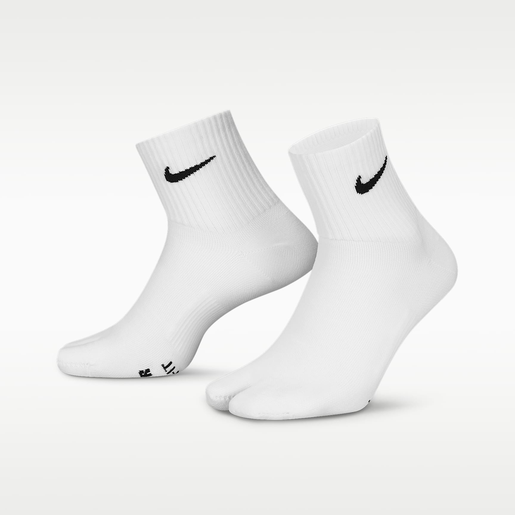 Nike Everyday Plus Lightweight Ankle Split-Toe Socks
