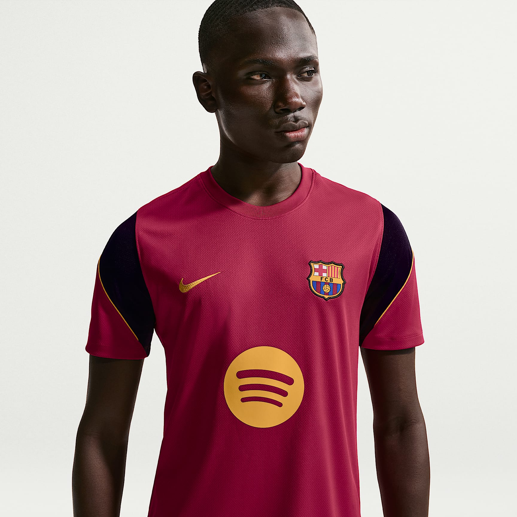 F.C. Barcelona Strike Men's Nike Football Dri-FIT Short-Sleeve Top