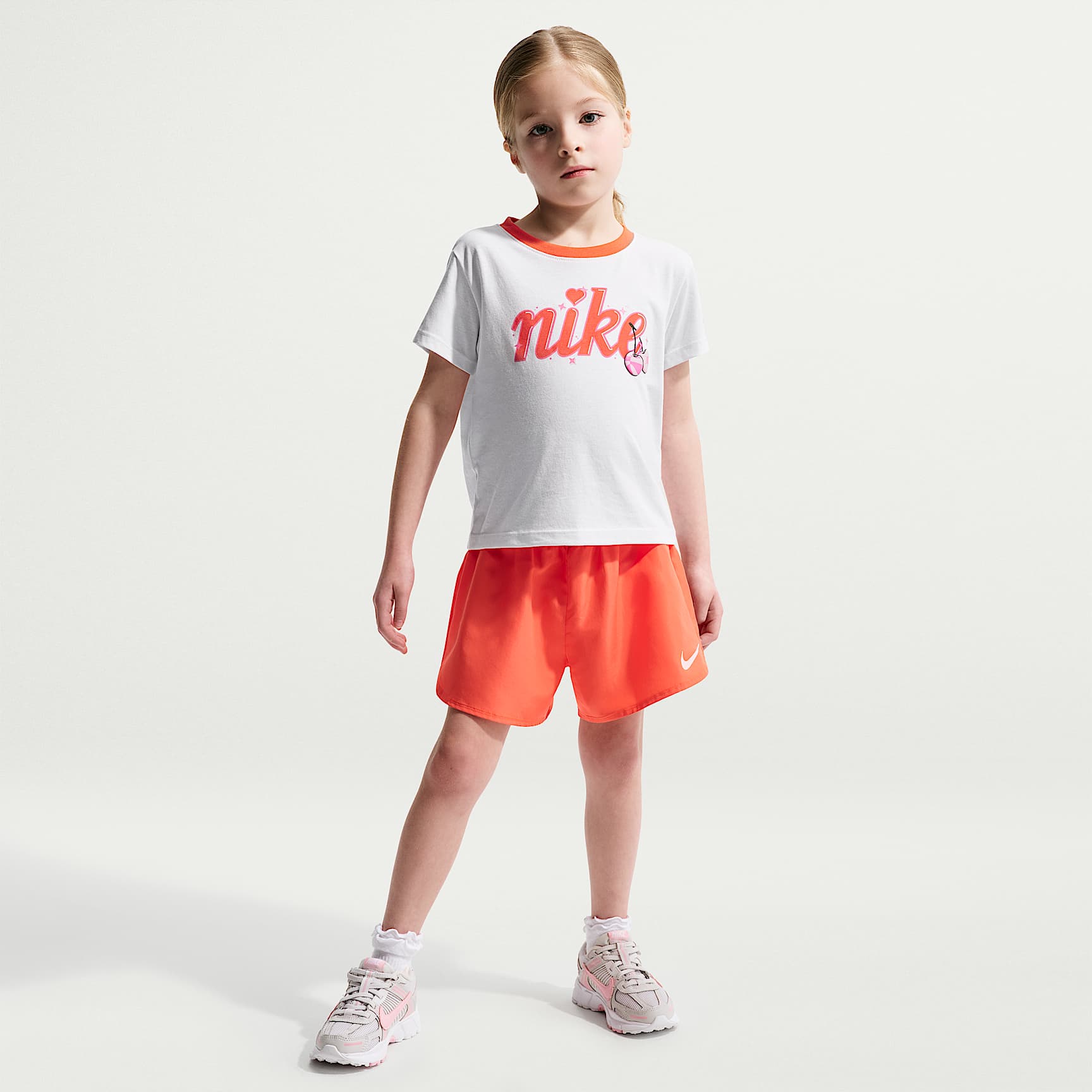Conjunto de playera y shorts Crossover Dri-FIT para niños talla pequeña Nike