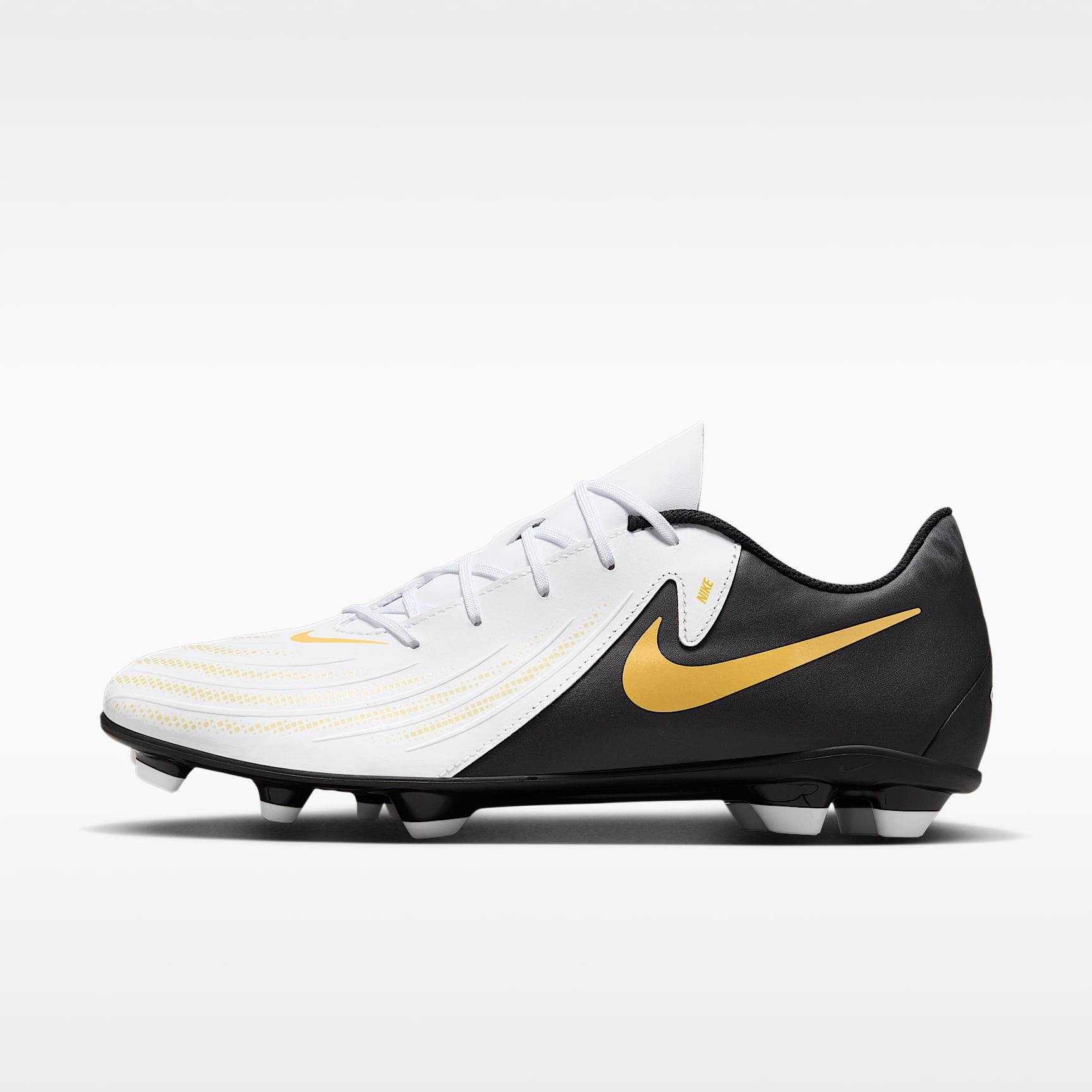 Nike Phantom GX 2 Club Multi-Ground Low-Top Football Boot