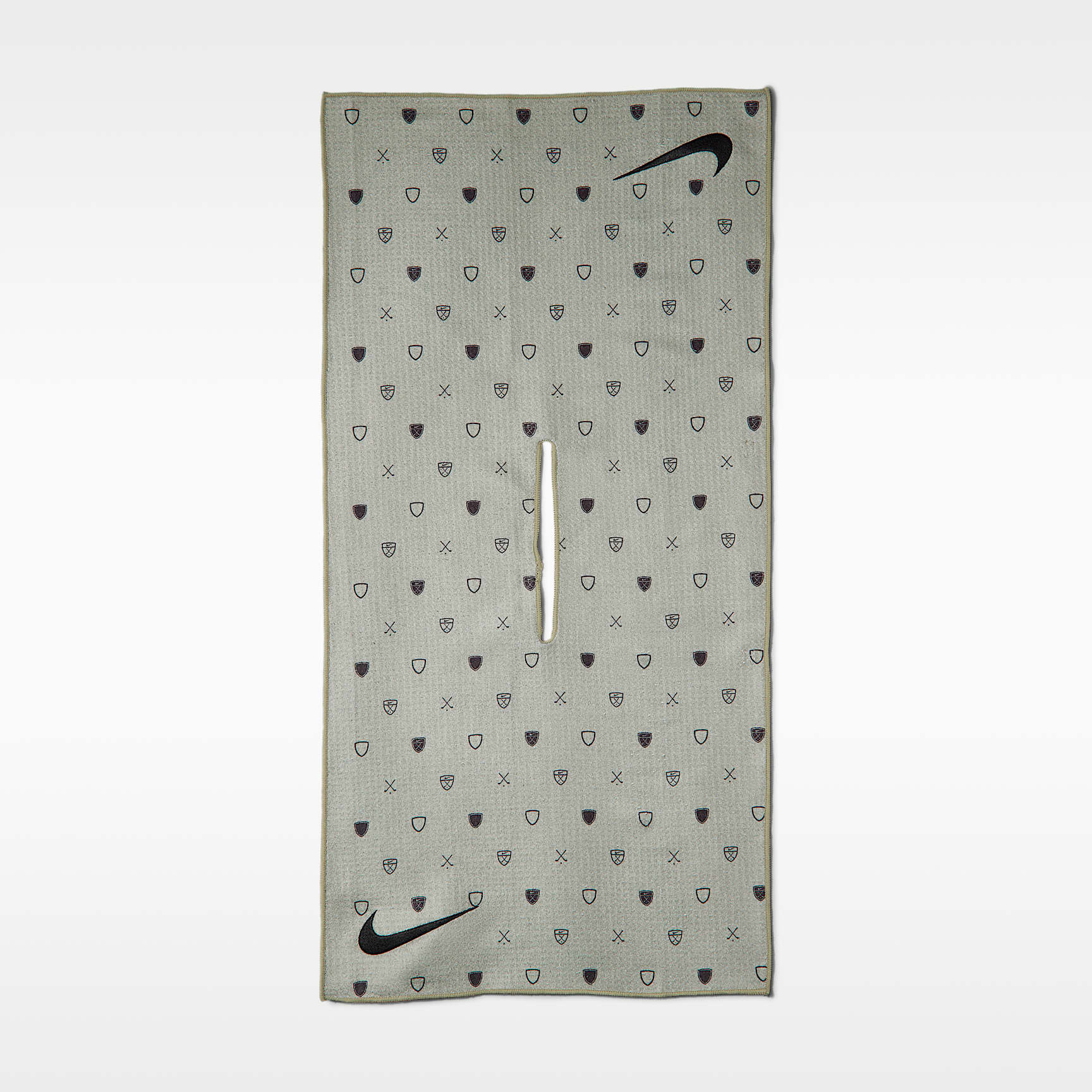 Nike Caddy 2.0 Golf Towel