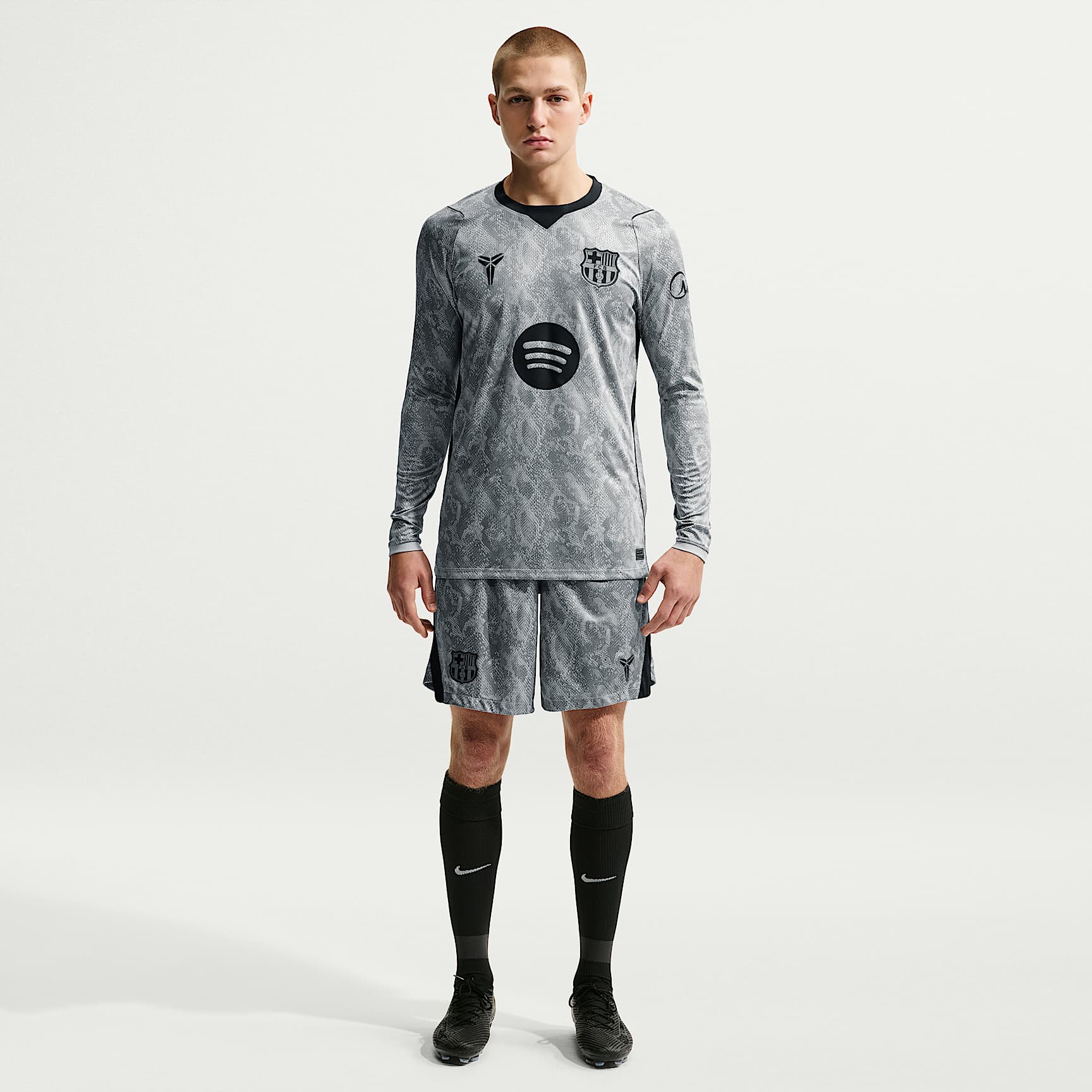Fotbollsshorts FC Barcelona 2026/27 Stadium Goalkeeper (bortaställ) Kobe Dri-FIT Replica för män