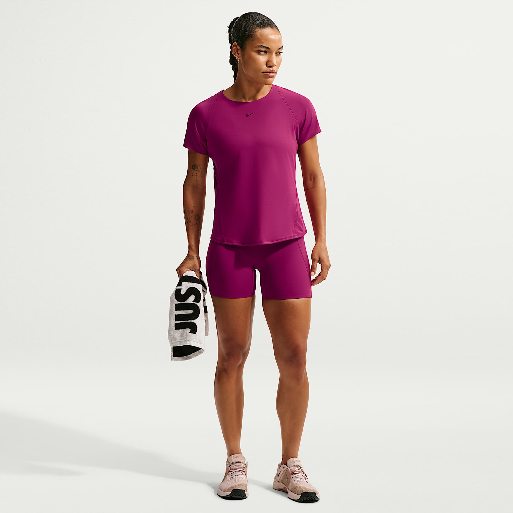 Nike Universa Women's High-Waisted 5" Biker Shorts with No Front Seam