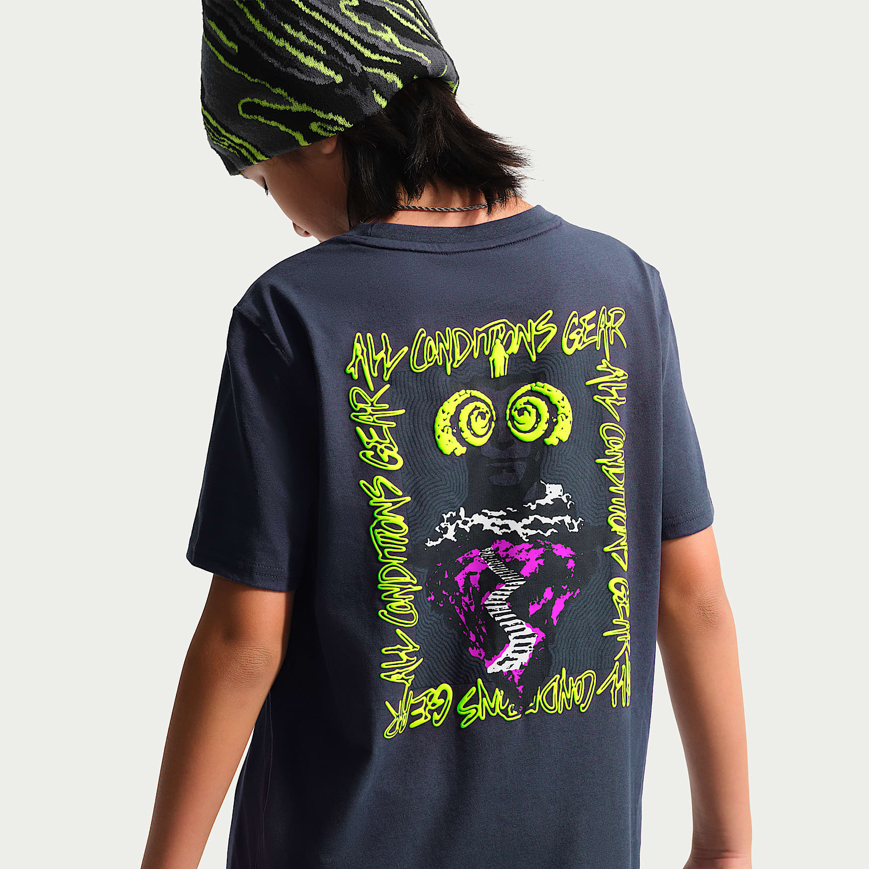 ACG Big Kids' Dri-FIT Head in the Clouds T-Shirt