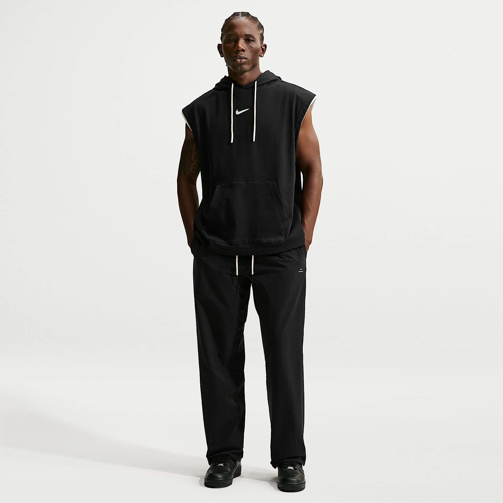 Nike Standard Issue Men's Dri-FIT Woven Basketball Trousers