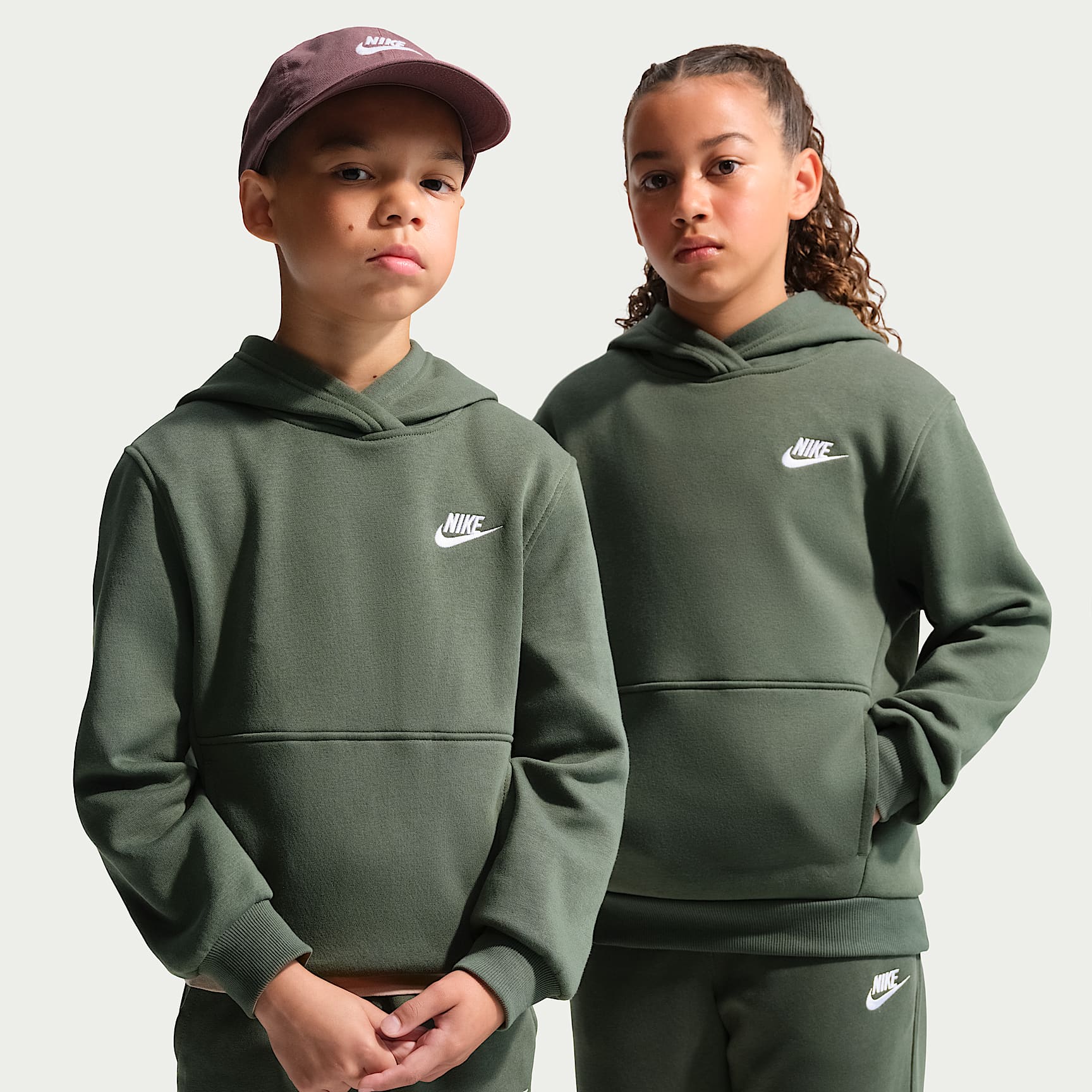 Nike Sportswear Club Fleece Older Kids' Pullover Hoodie