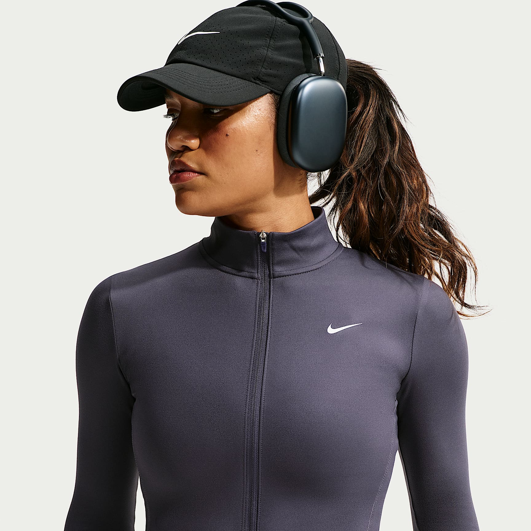 Nike One Fitted Women's Dri-FIT Full-Zip Jacket