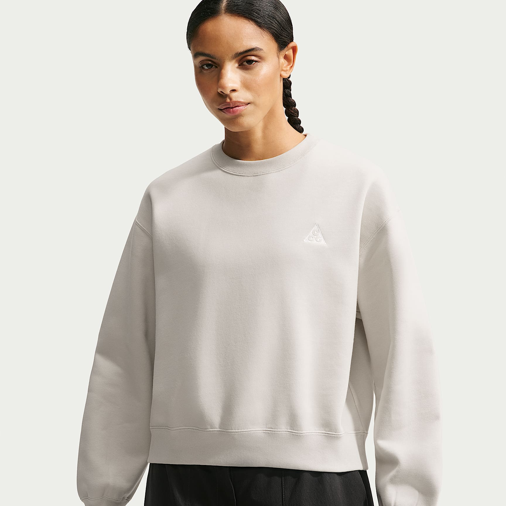 Nike ACG 'Tuff Fleece' Women's Therma-FIT Crew-Neck Sweatshirt