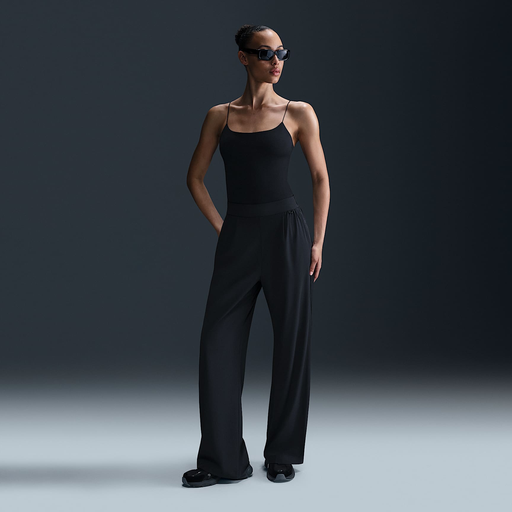 Nike 24.7 PerfectStretch Women's Dri-FIT High-Waisted Loose Wide-Leg Pants