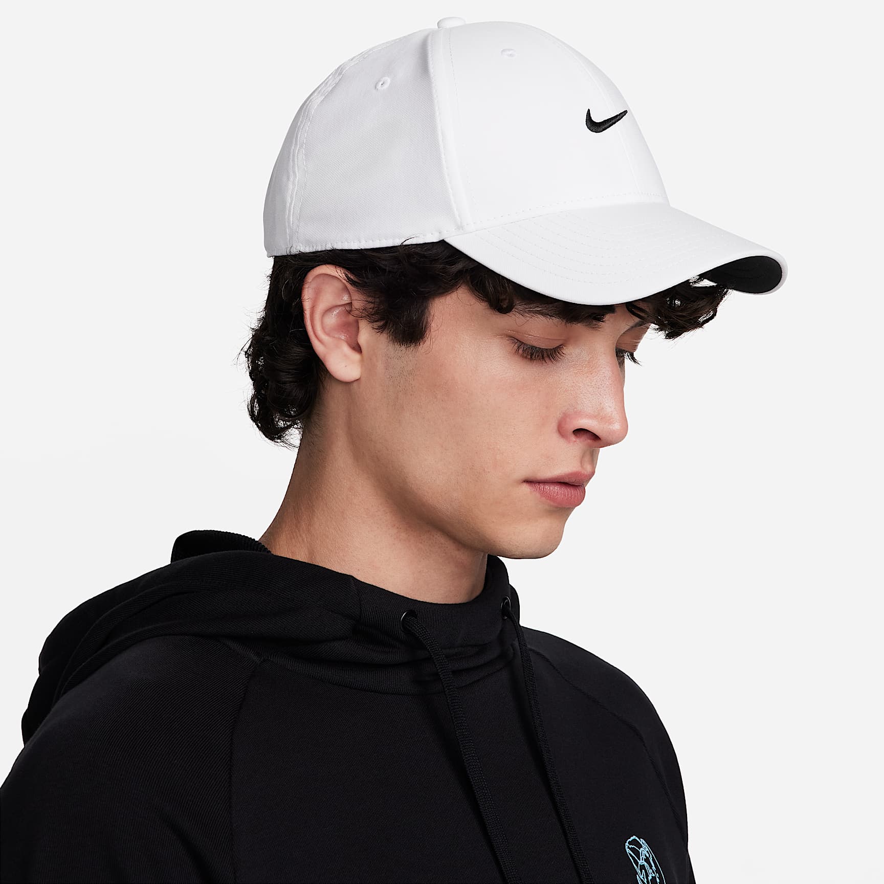 ナイキ クラブ ストラクチャード スウッシュ キャップ