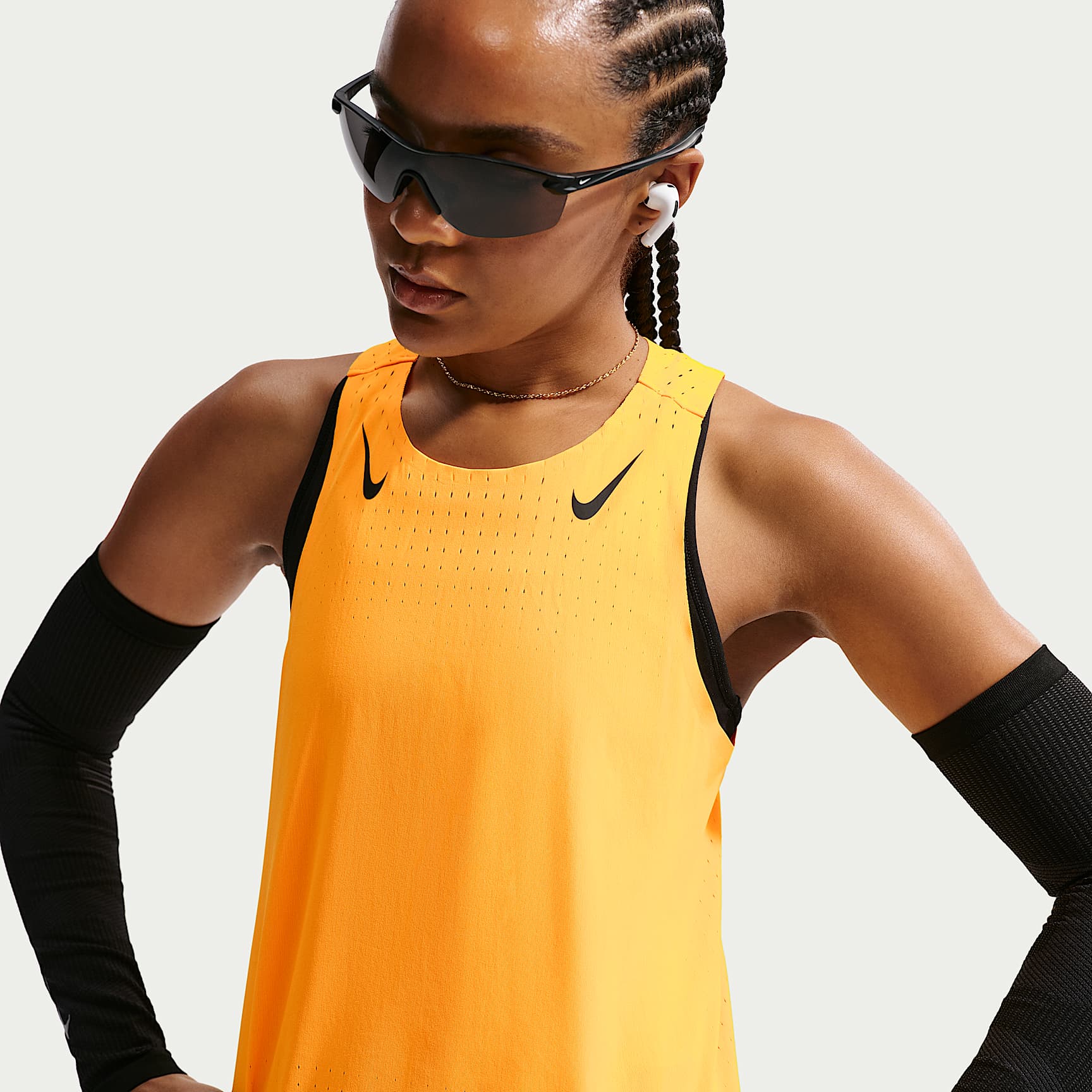Camisola de running sem mangas Dri-FIT ADV Nike AeroSwift para mulher