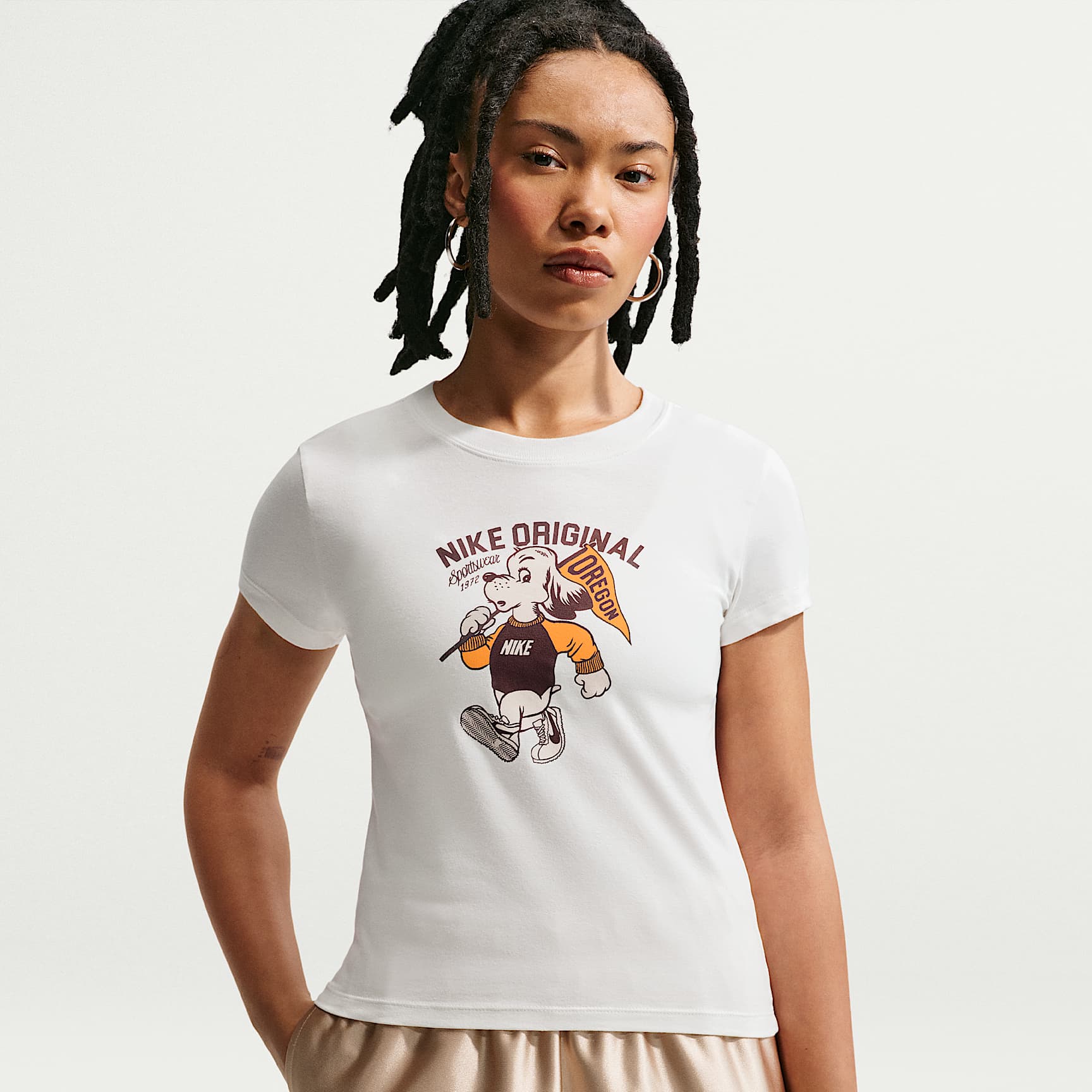 Playera slim mod-cropped para mujer Nike Sportswear Chill Knit