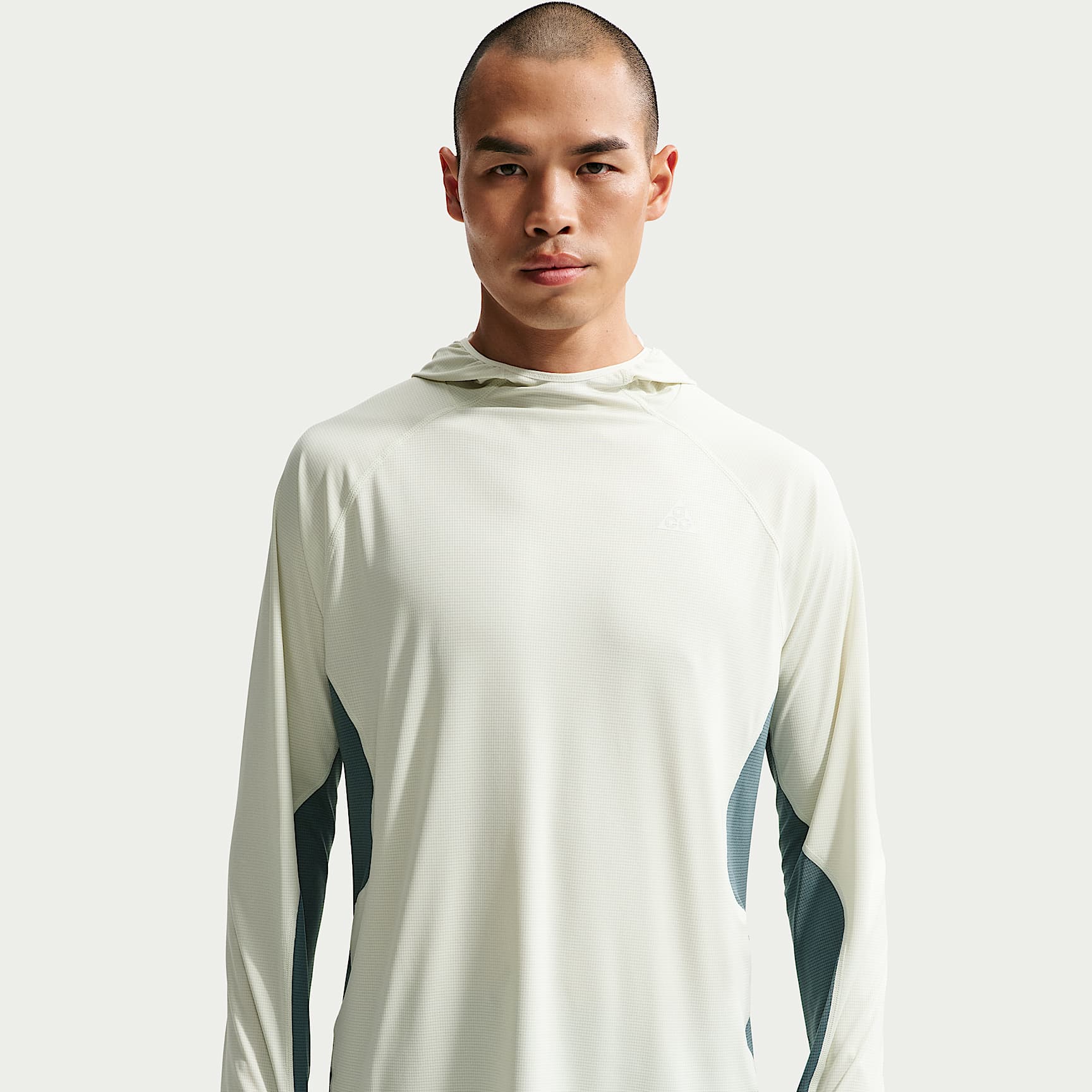 나이키 ACG ‘솔라 체이스’ 남성 드라이 핏 UV 차단 후드 트레일 러닝 탑