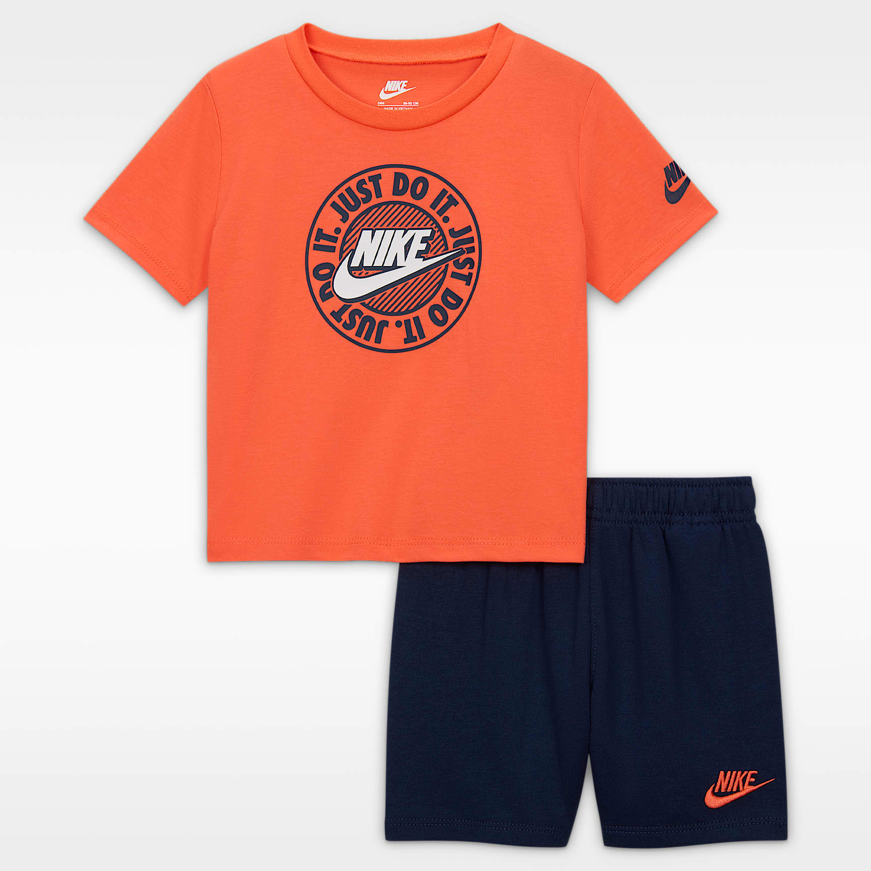Conjunto de 2 piezas con shorts de French Terry para bebé Nike Sportswear