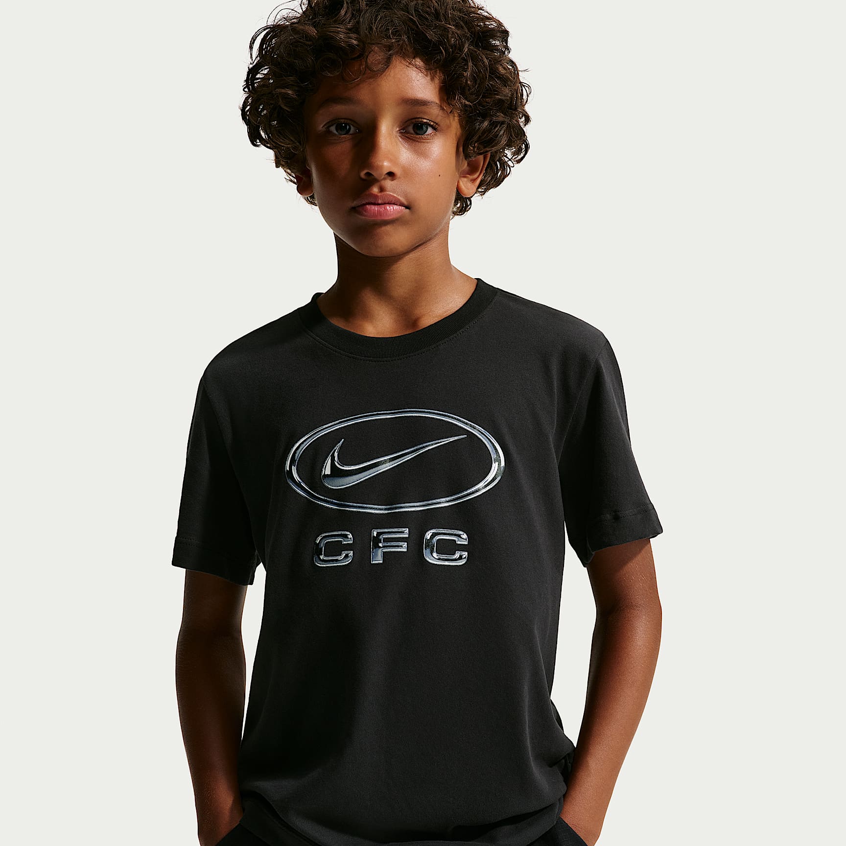 Chelsea FC Nike Older Kids' Swoosh Football T-Shirt