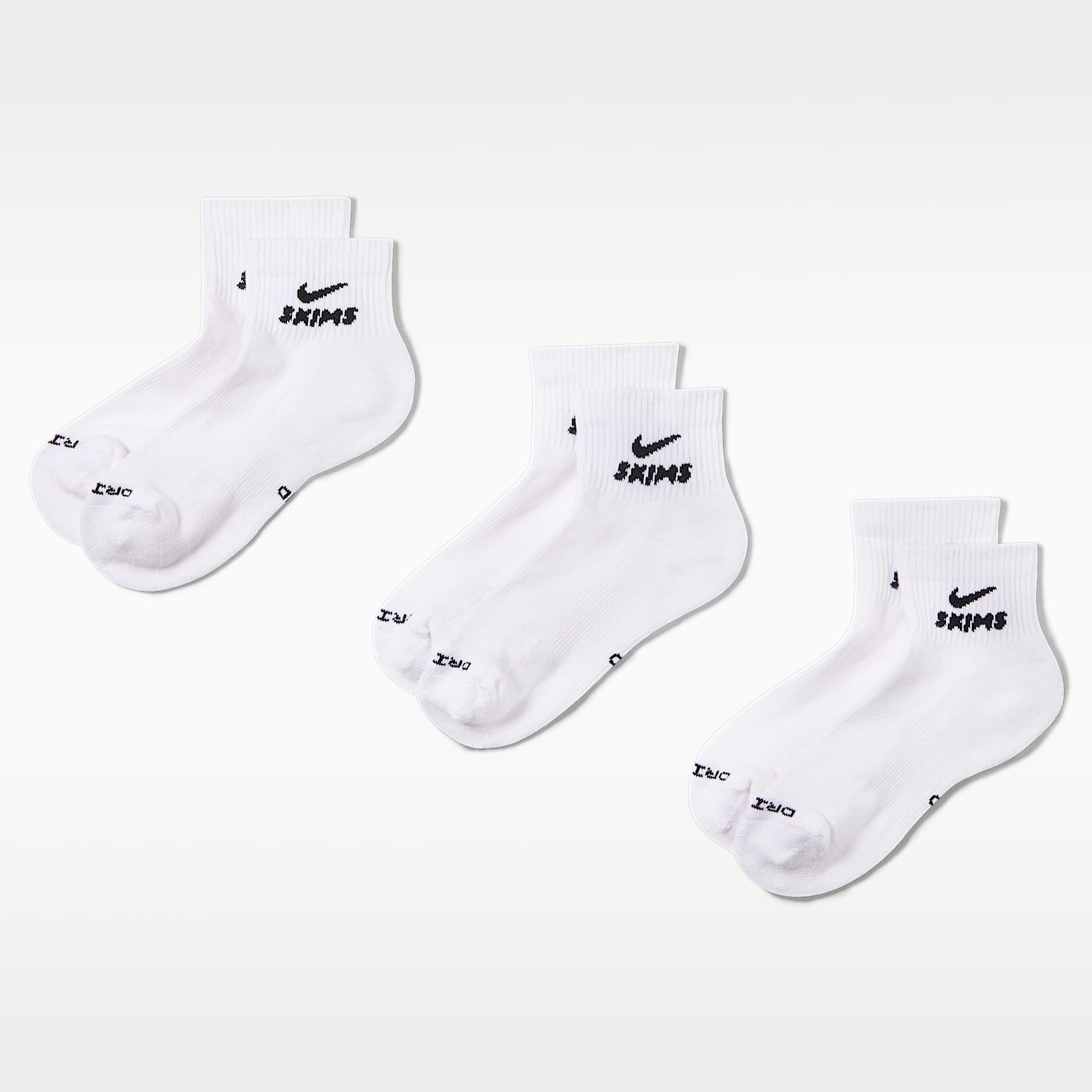 NikeSKIMS Women's Dri-FIT Quarter Socks (3 Pairs)